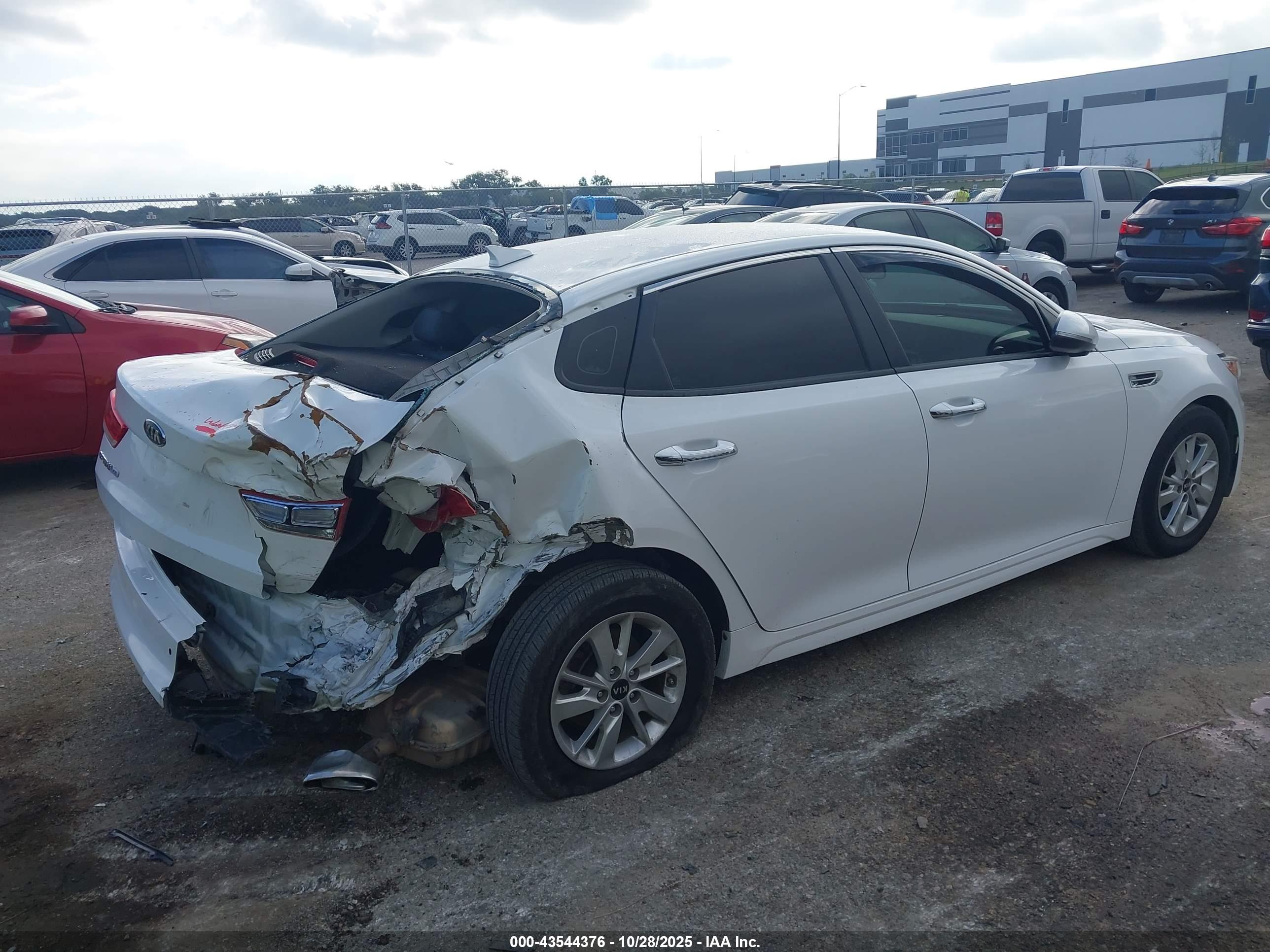 KIA OPTIMA image 4