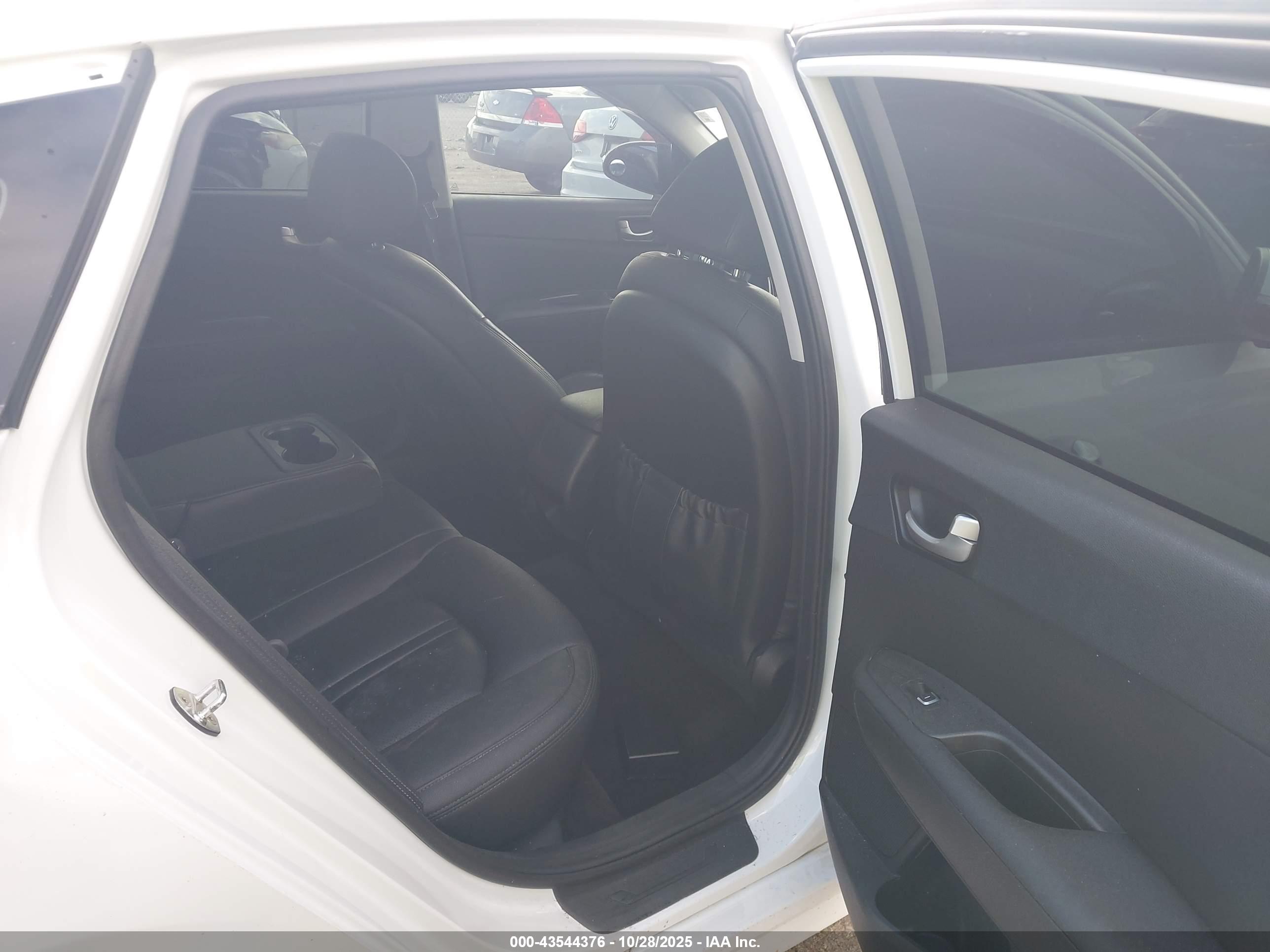 KIA OPTIMA image 8