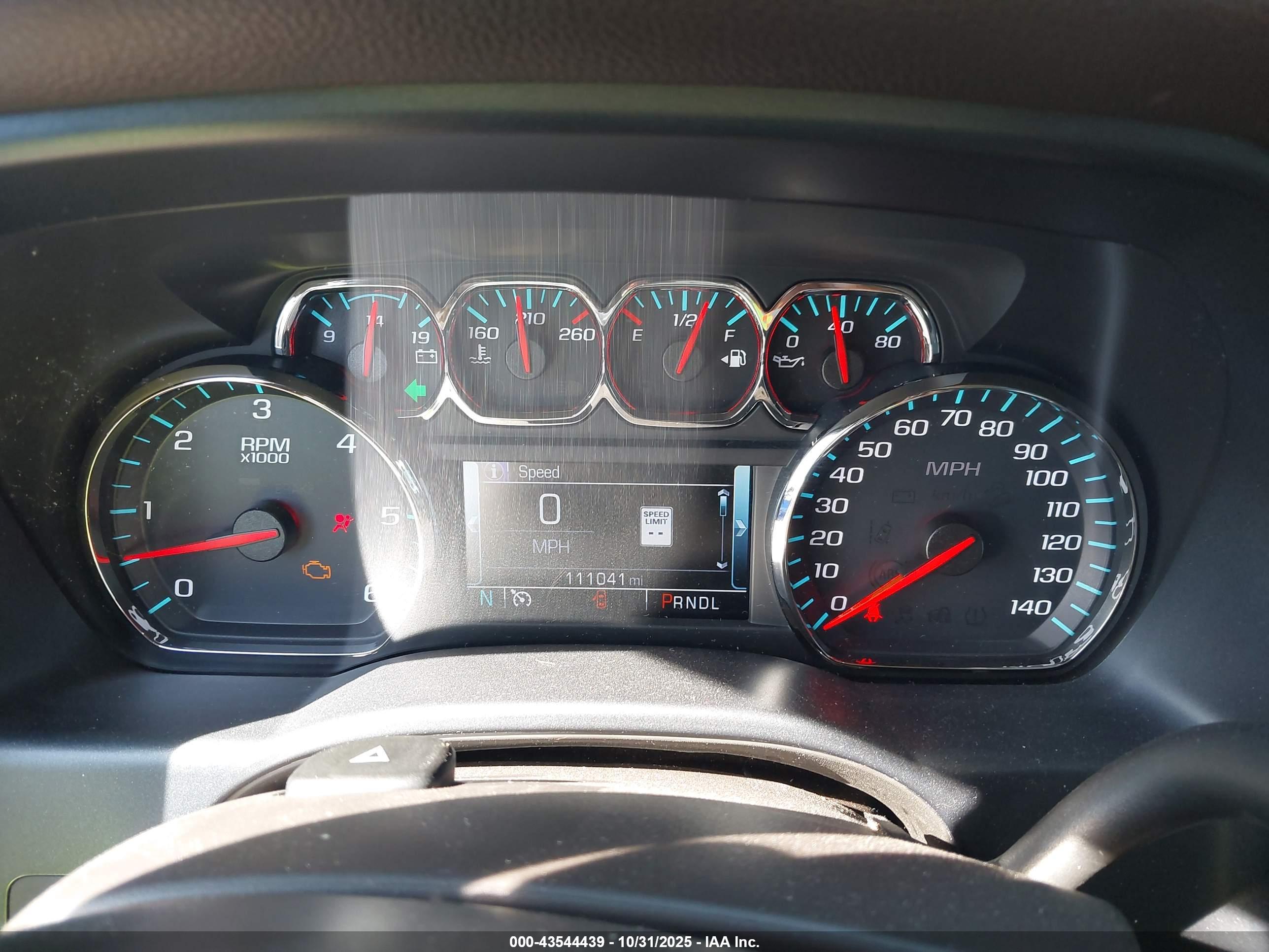 CHEVROLET SILVERADO image 7