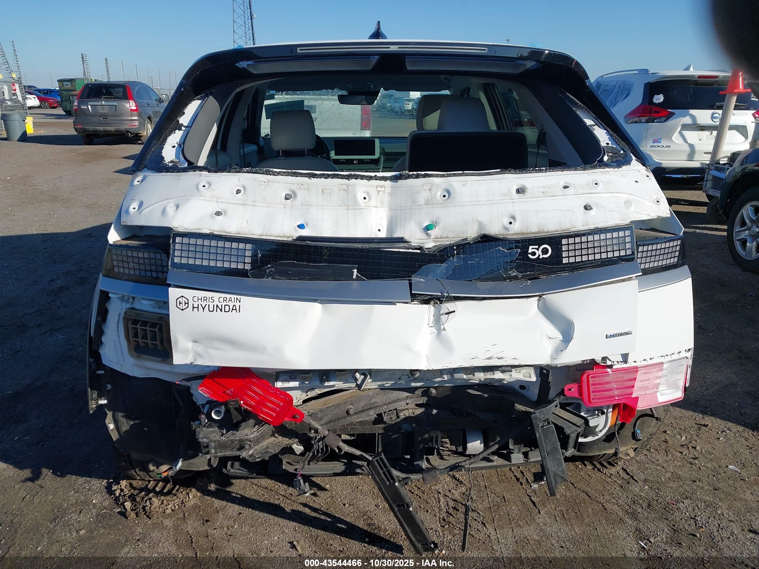 HYUNDAI IONIQ image 6