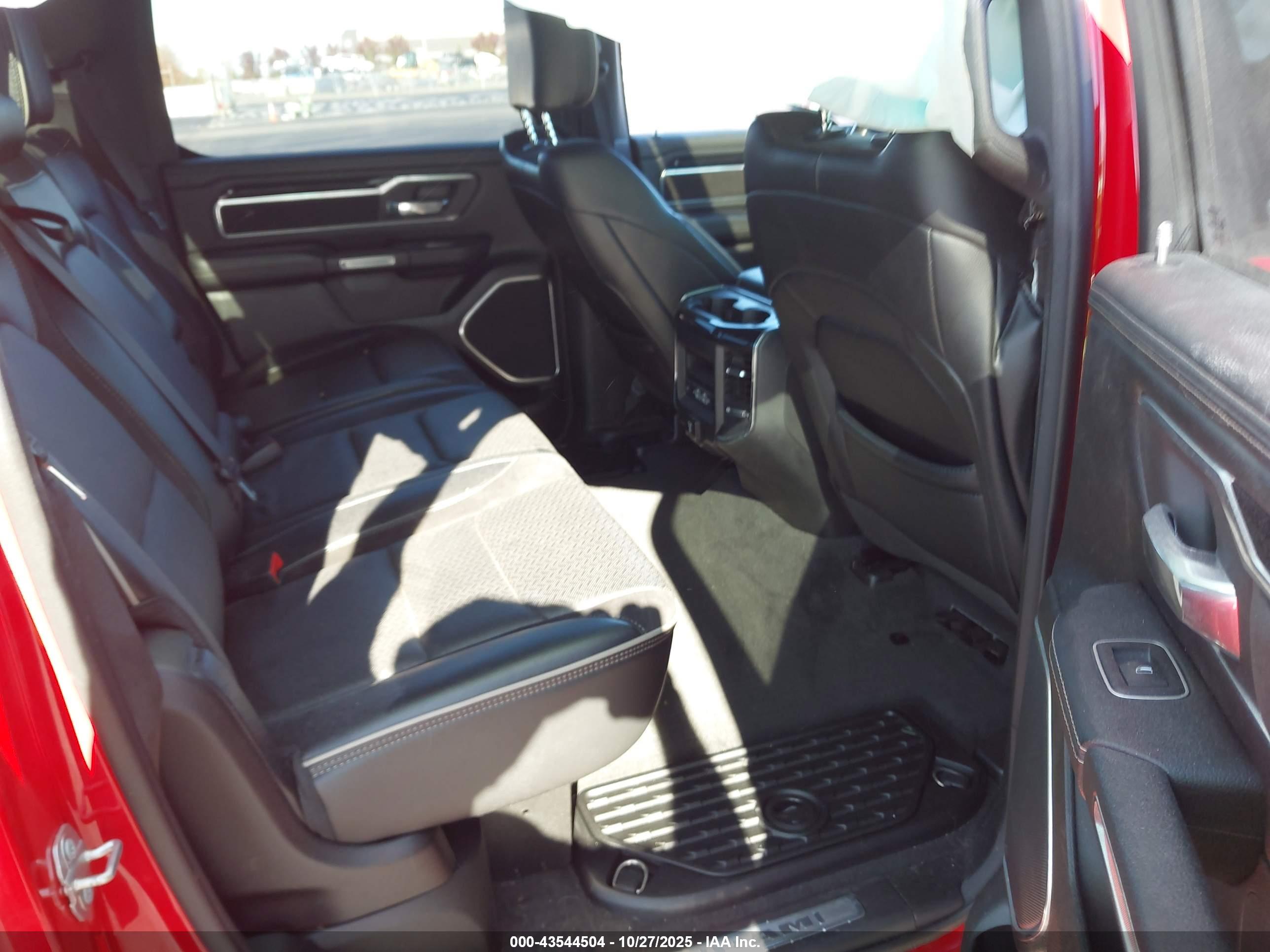 RAM 1500 image 8