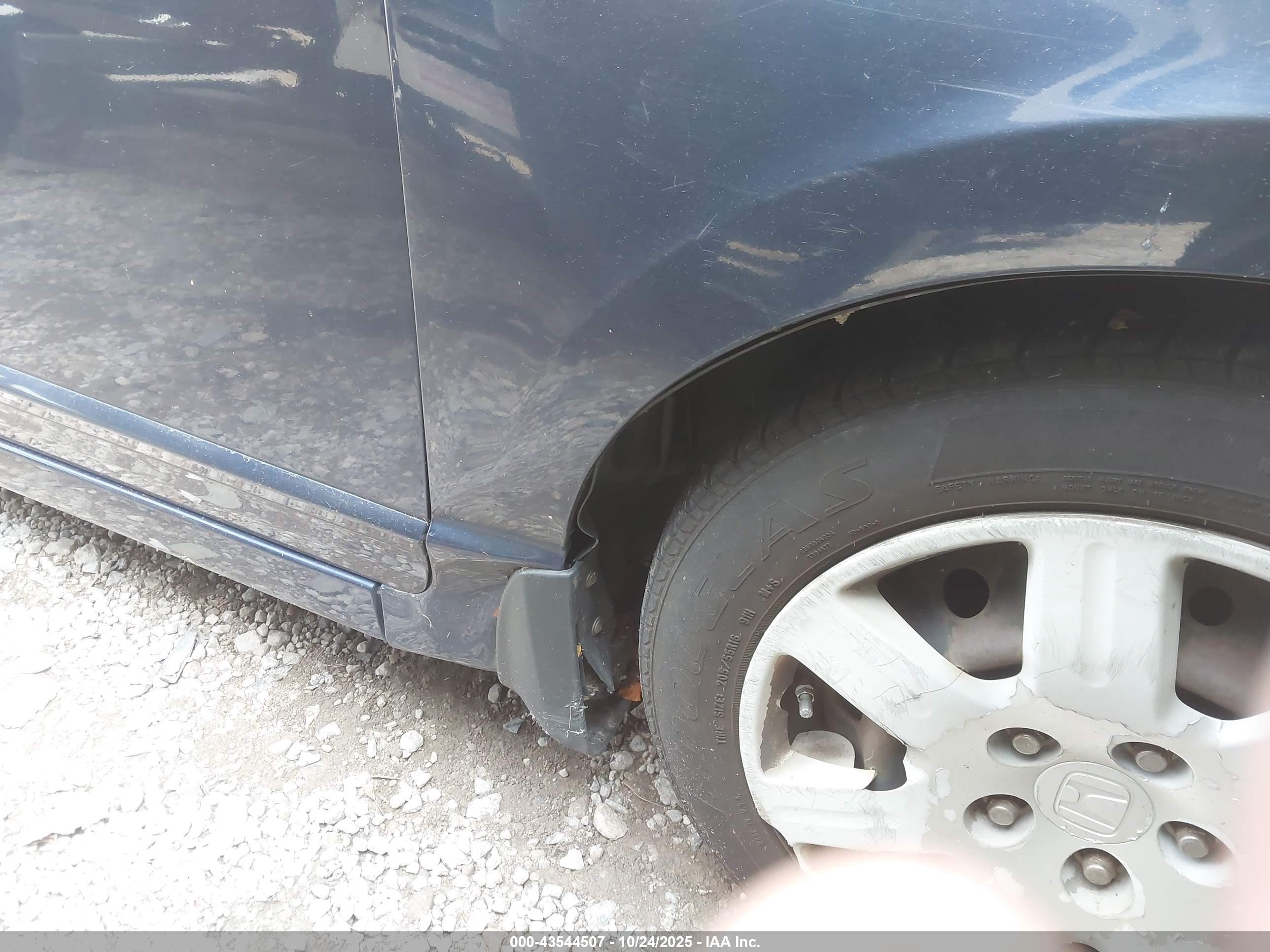 HONDA CIVIC image 6