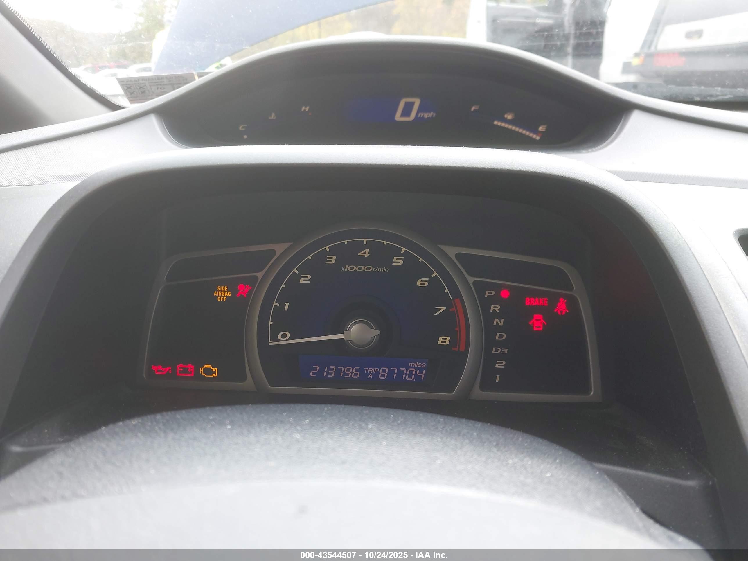 HONDA CIVIC image 7