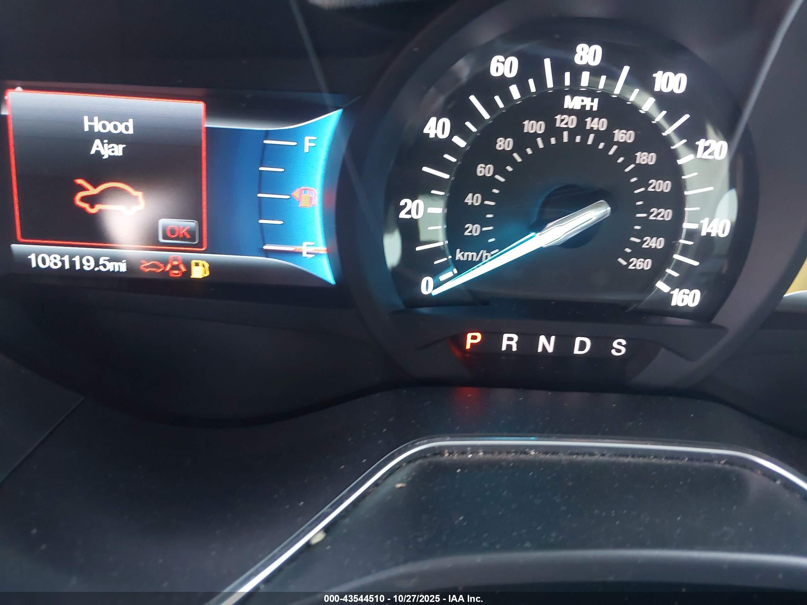 FORD FUSION image 7