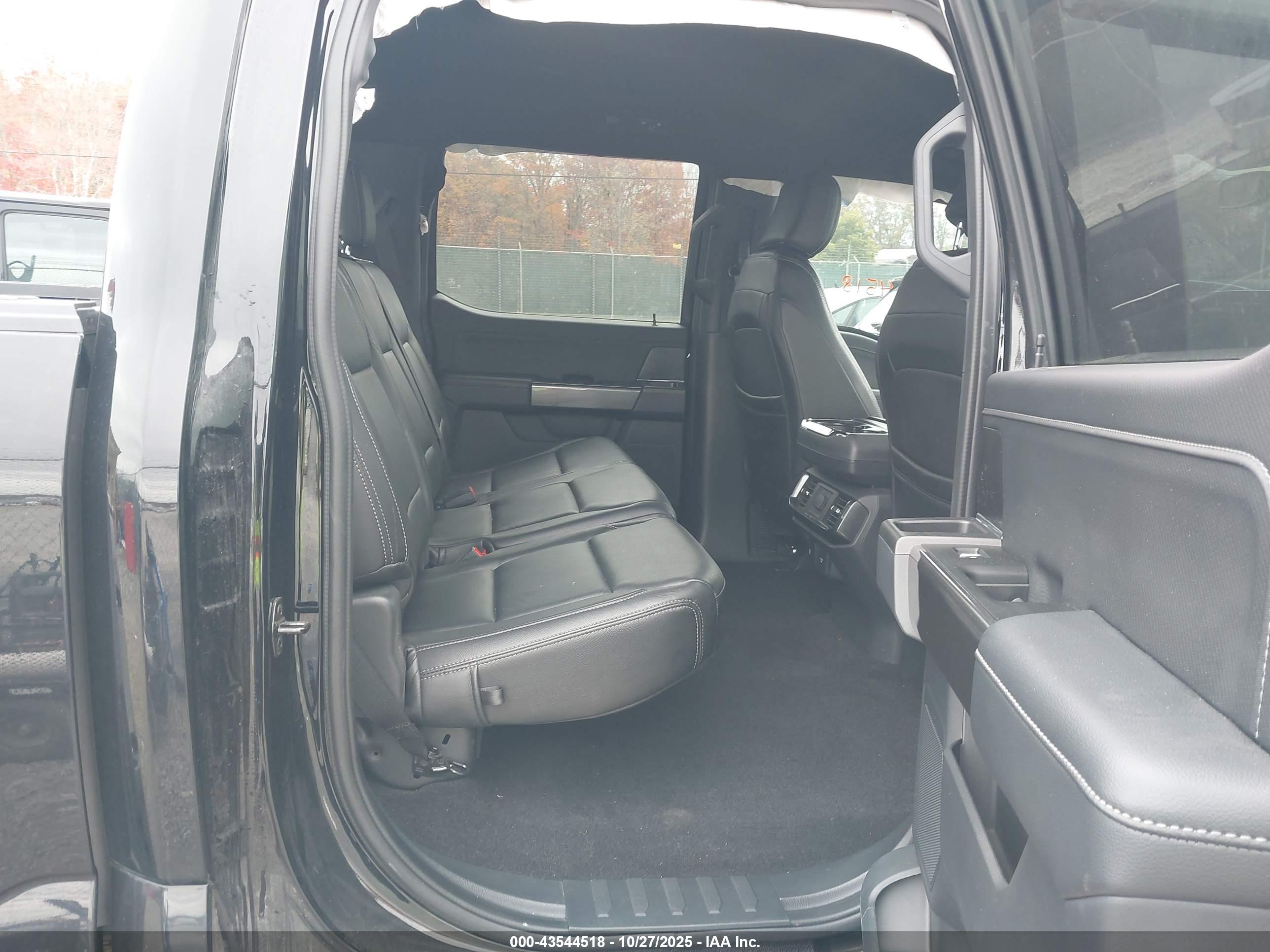 FORD F-150 image 8