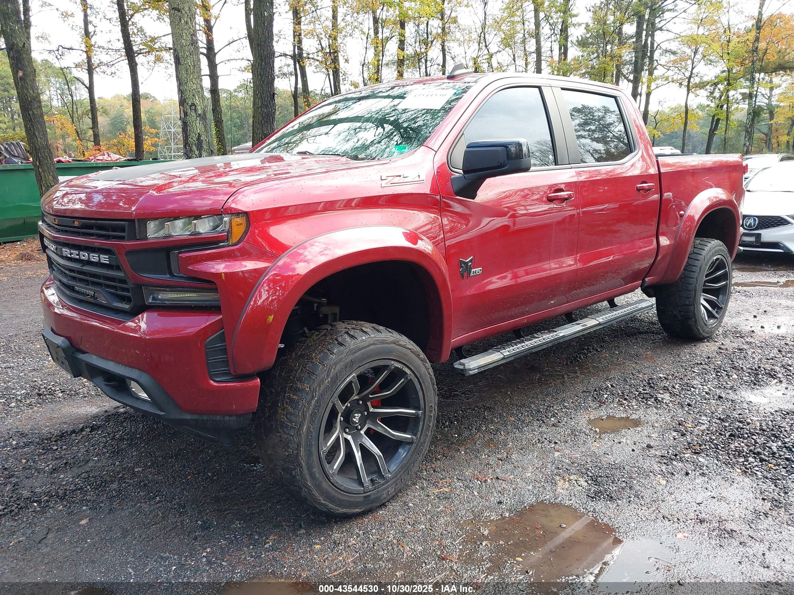 CHEVROLET SILVERADO image 2