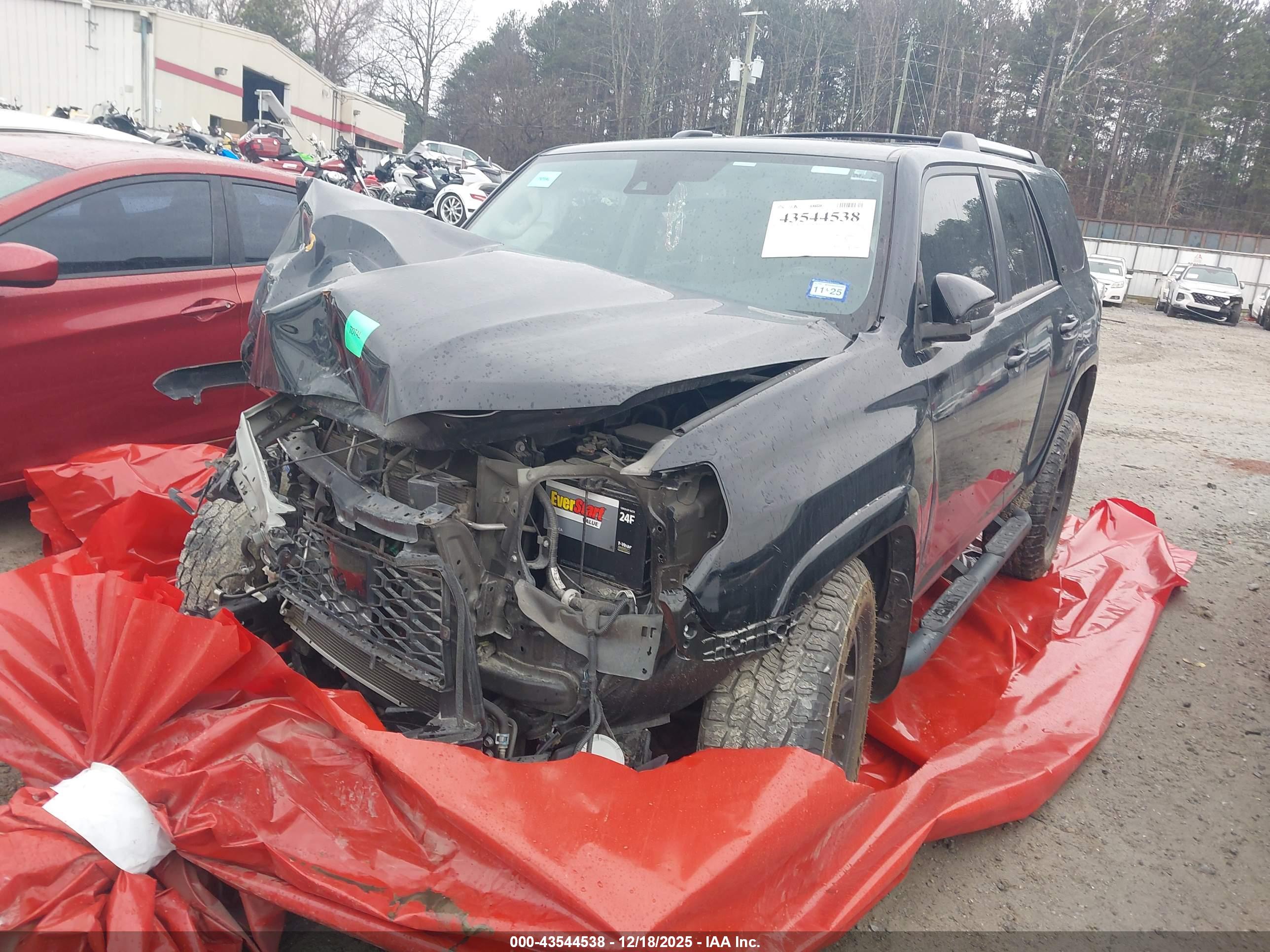 TOYOTA 4RUNNER image 2