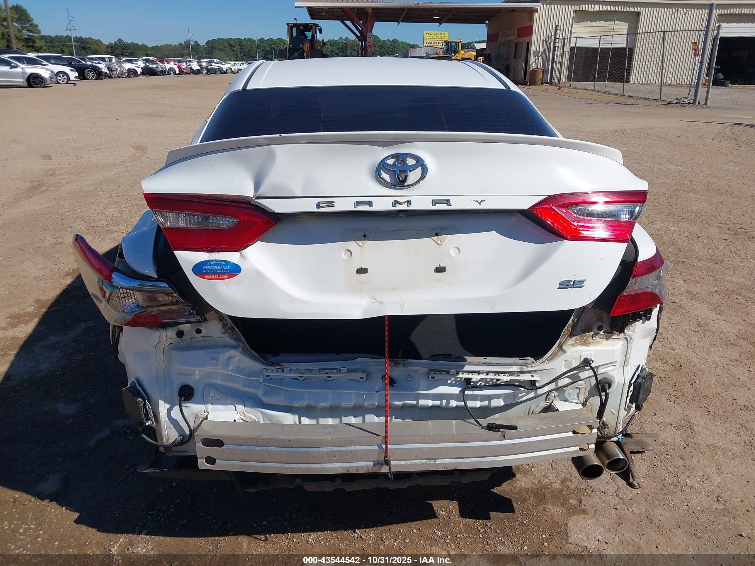 TOYOTA CAMRY image 6