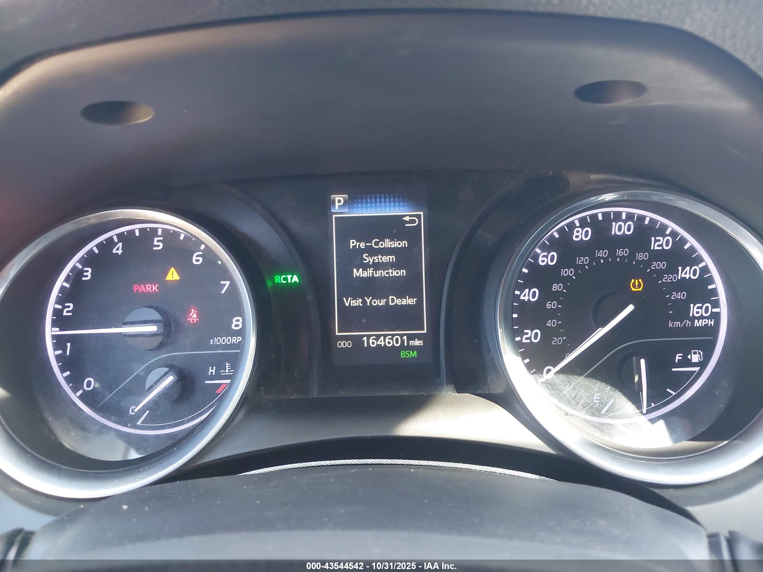 TOYOTA CAMRY image 7