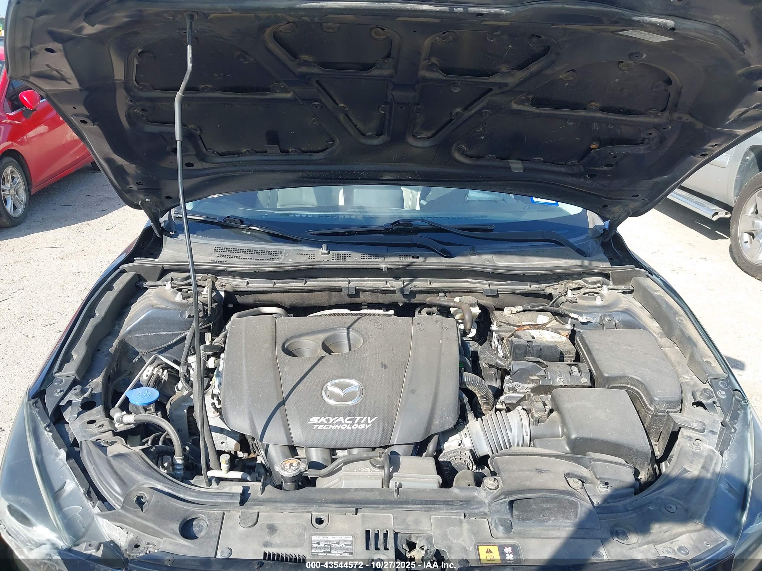 MAZDA MAZDA3 image 10