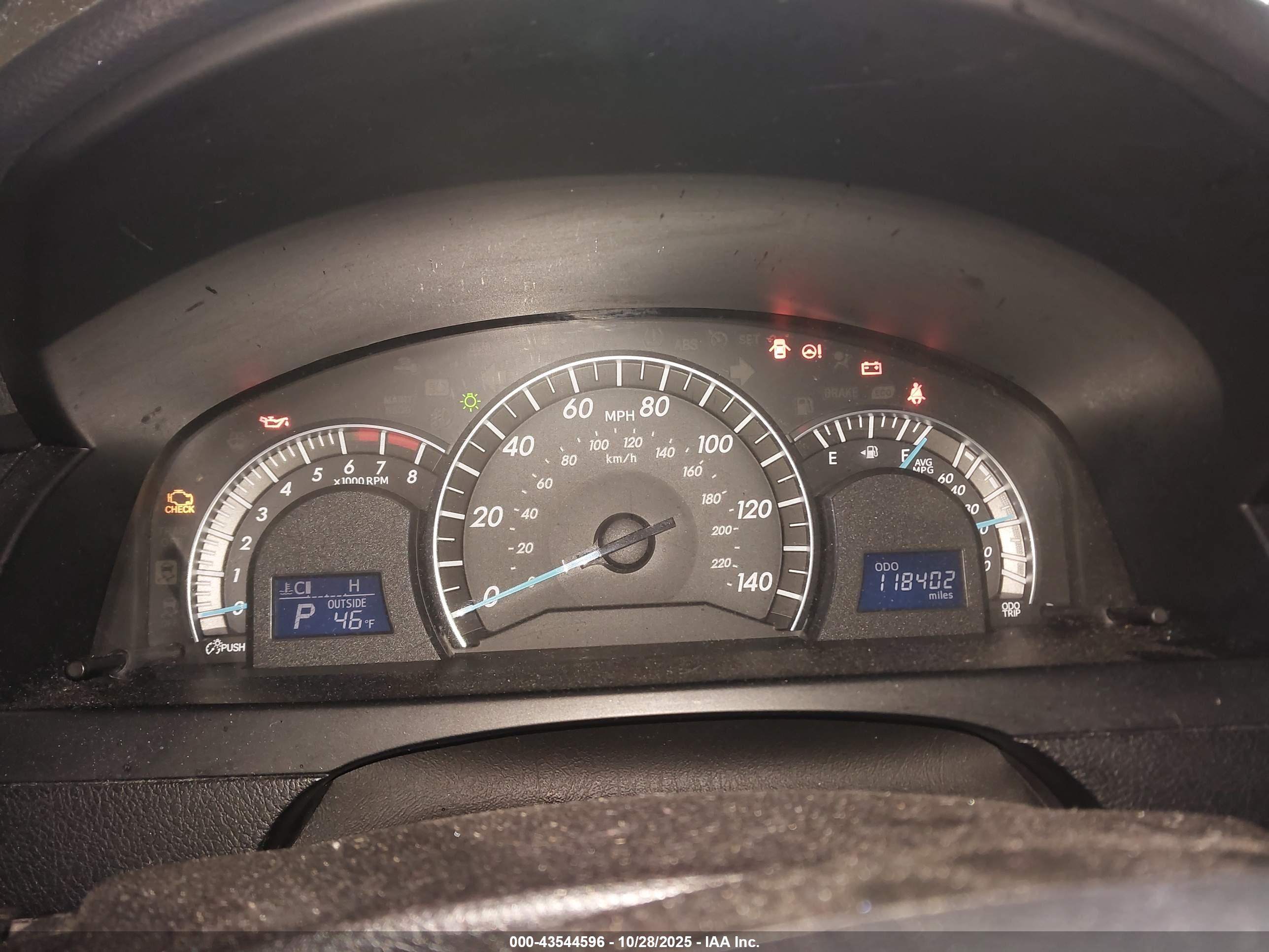 TOYOTA CAMRY image 7