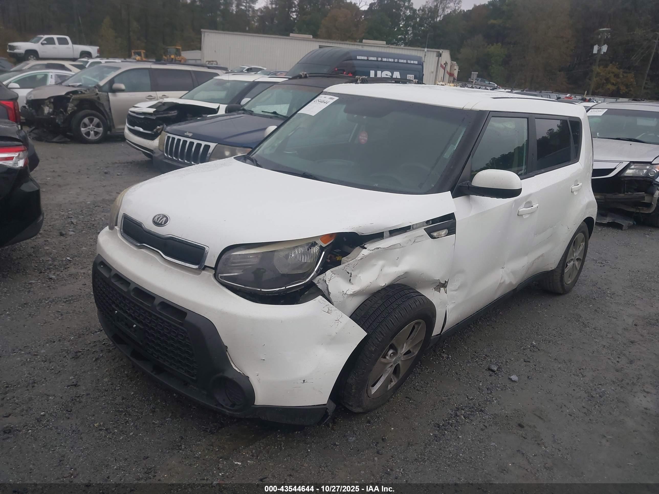 KIA SOUL image 2