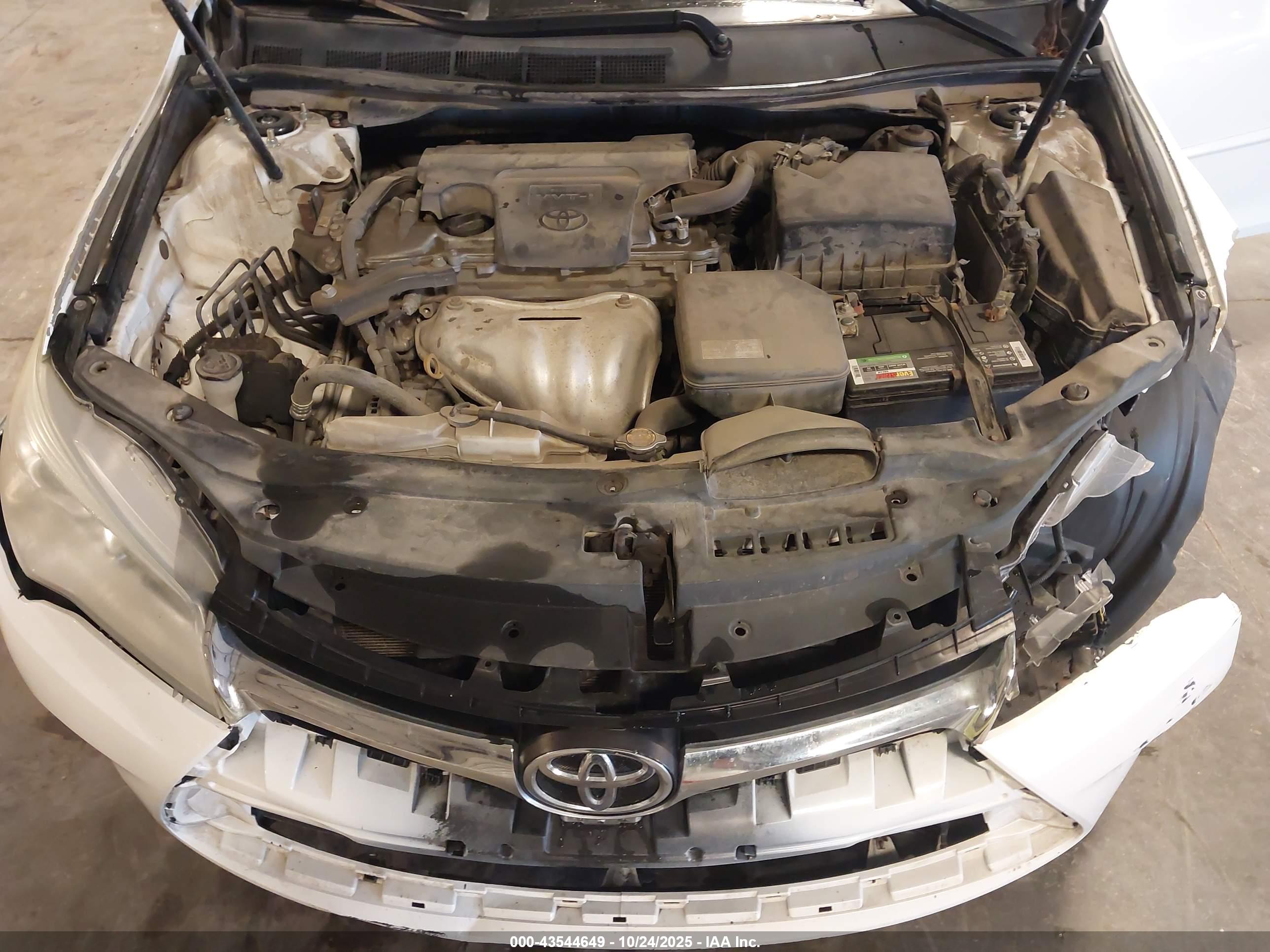 TOYOTA CAMRY image 10