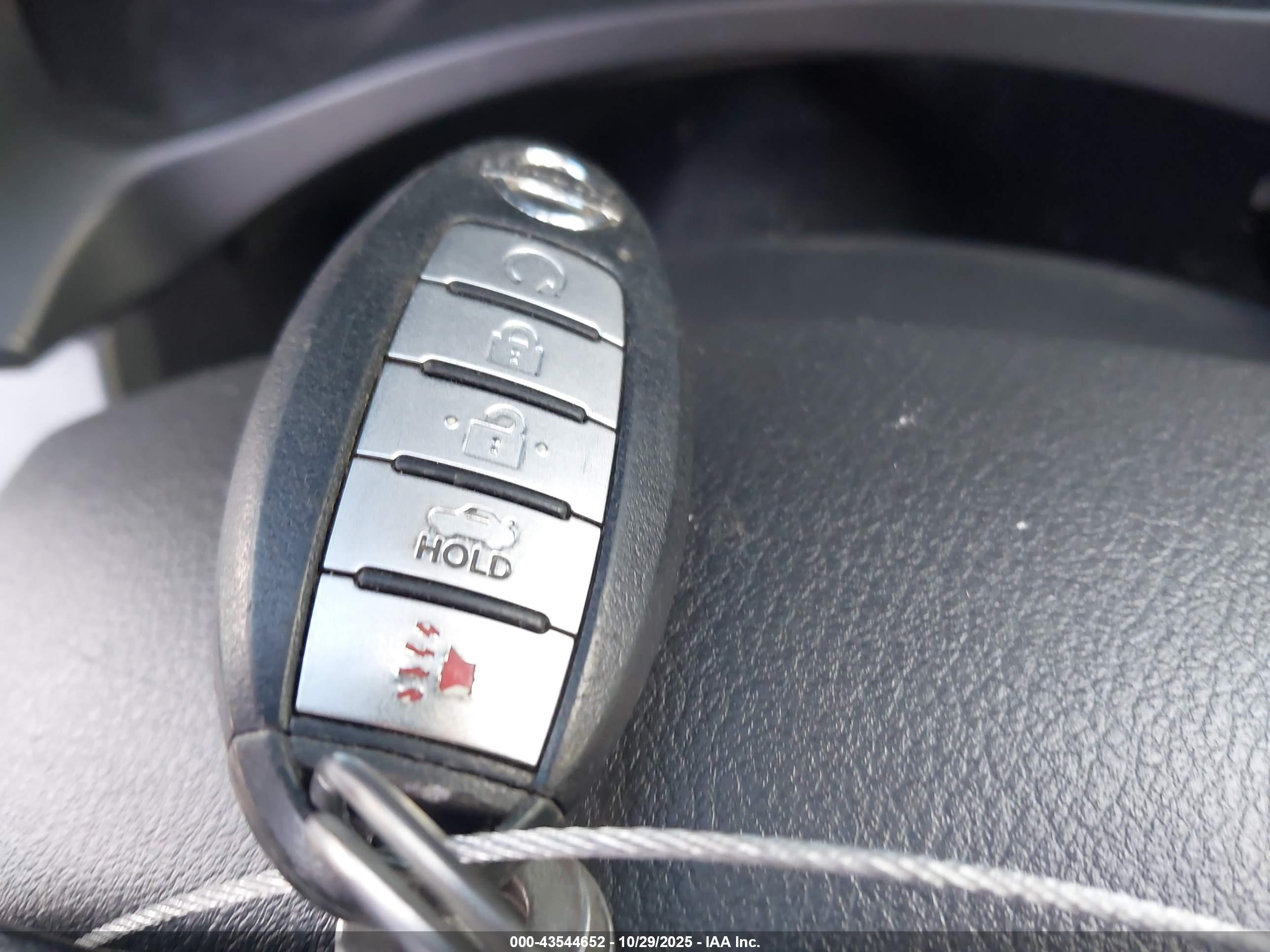 NISSAN ALTIMA image 11