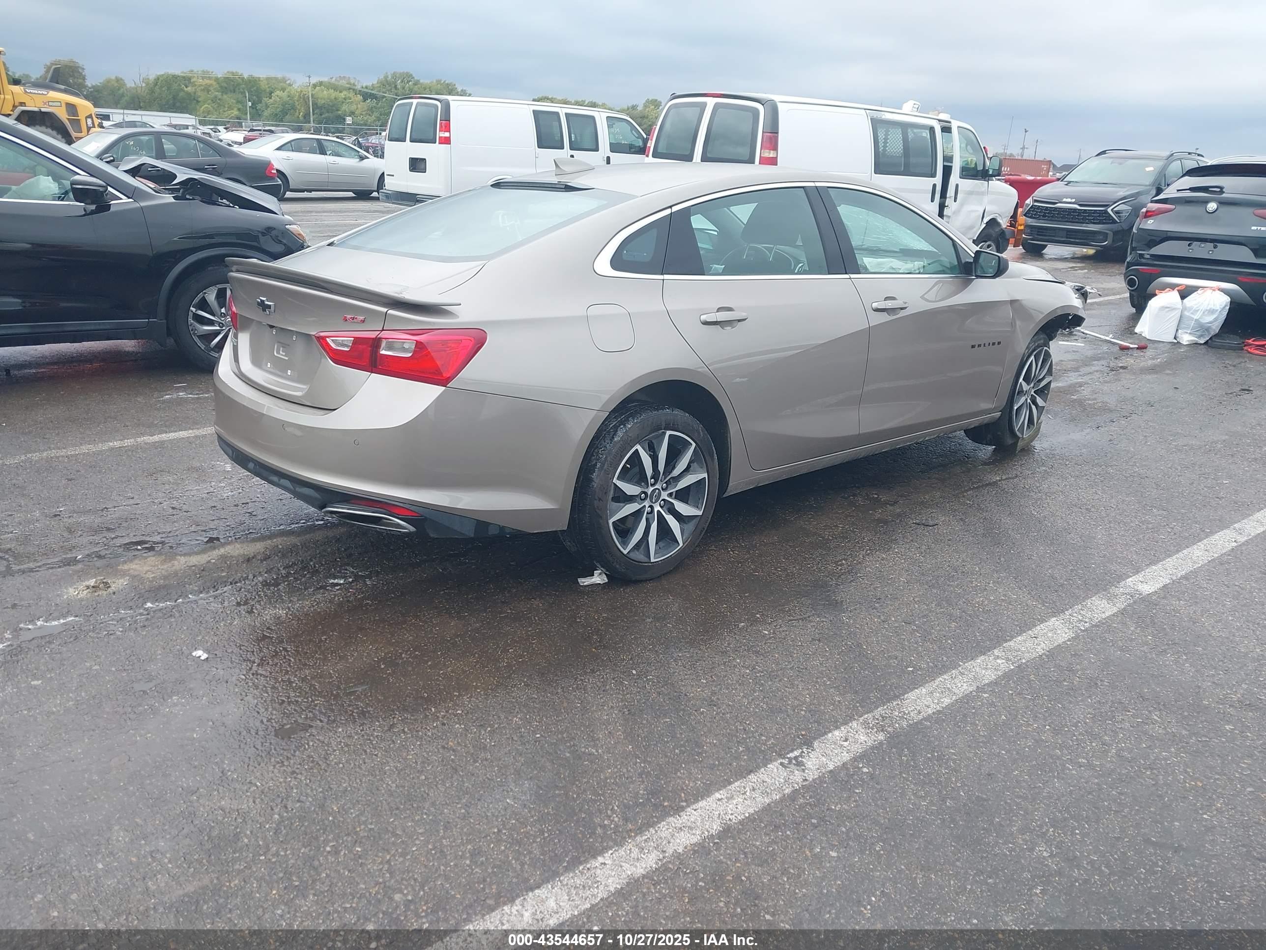 CHEVROLET MALIBU image 4