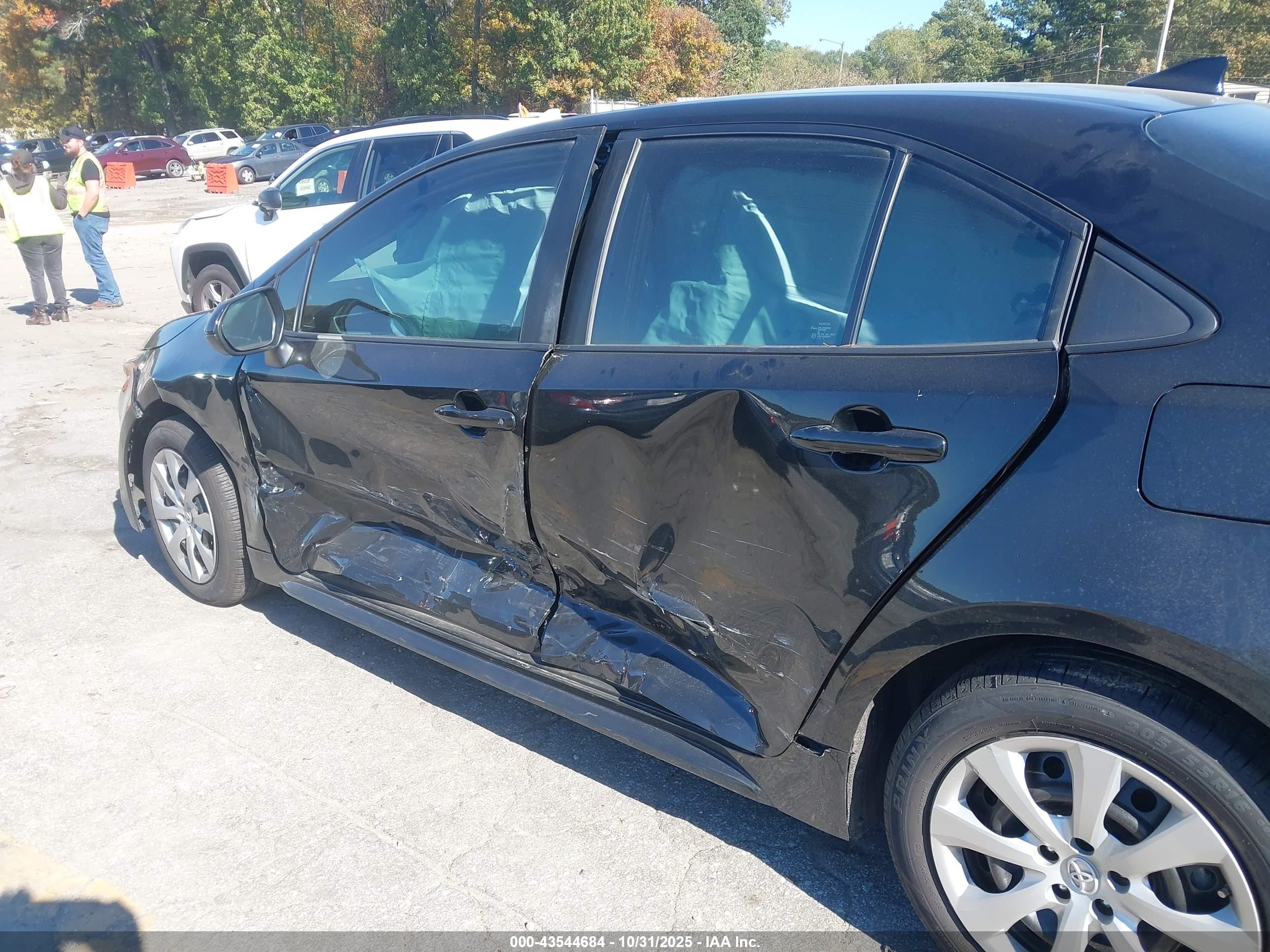 TOYOTA COROLLA image 6