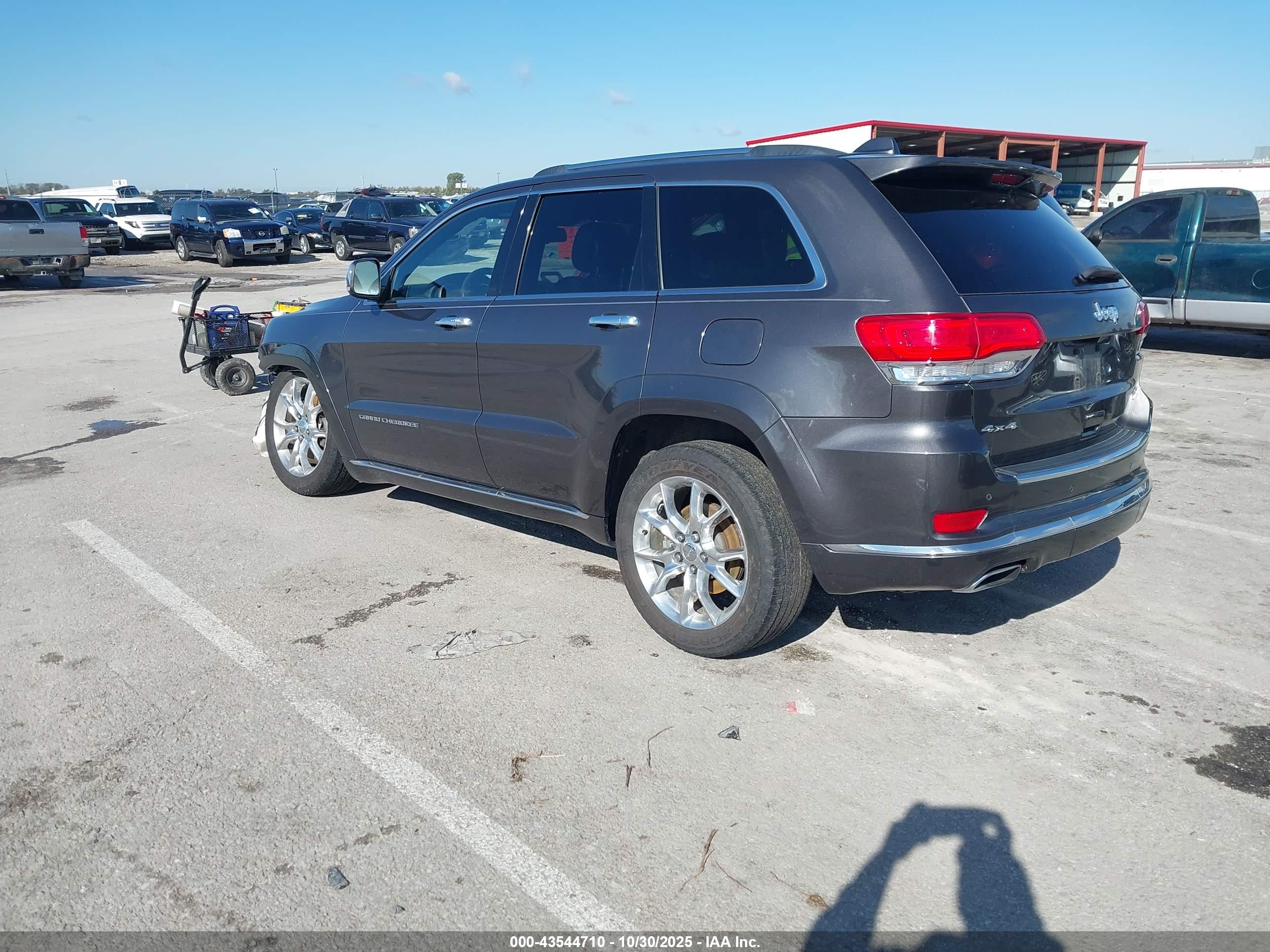 JEEP GRAND image 3