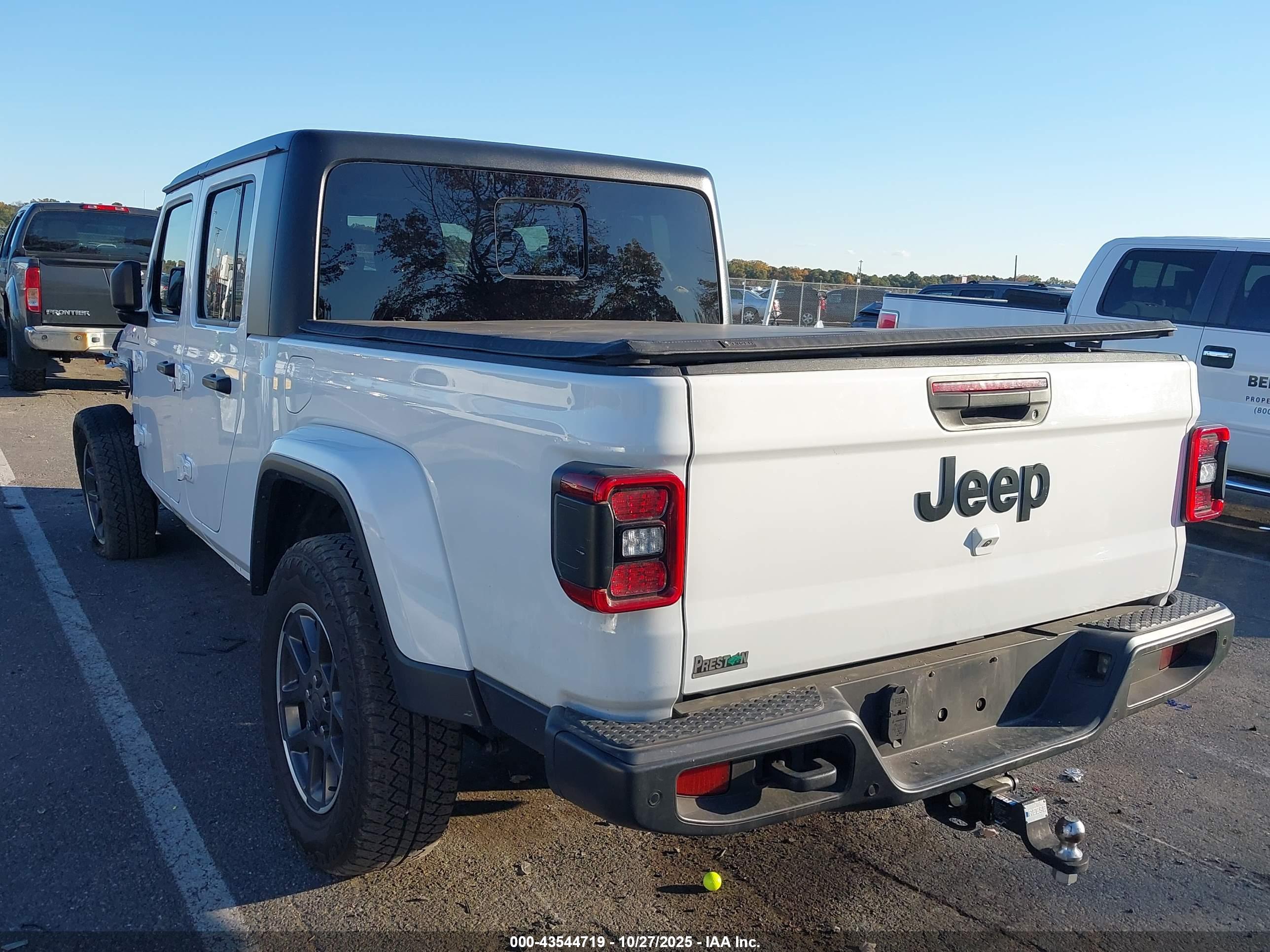 JEEP GLADIATOR image 3