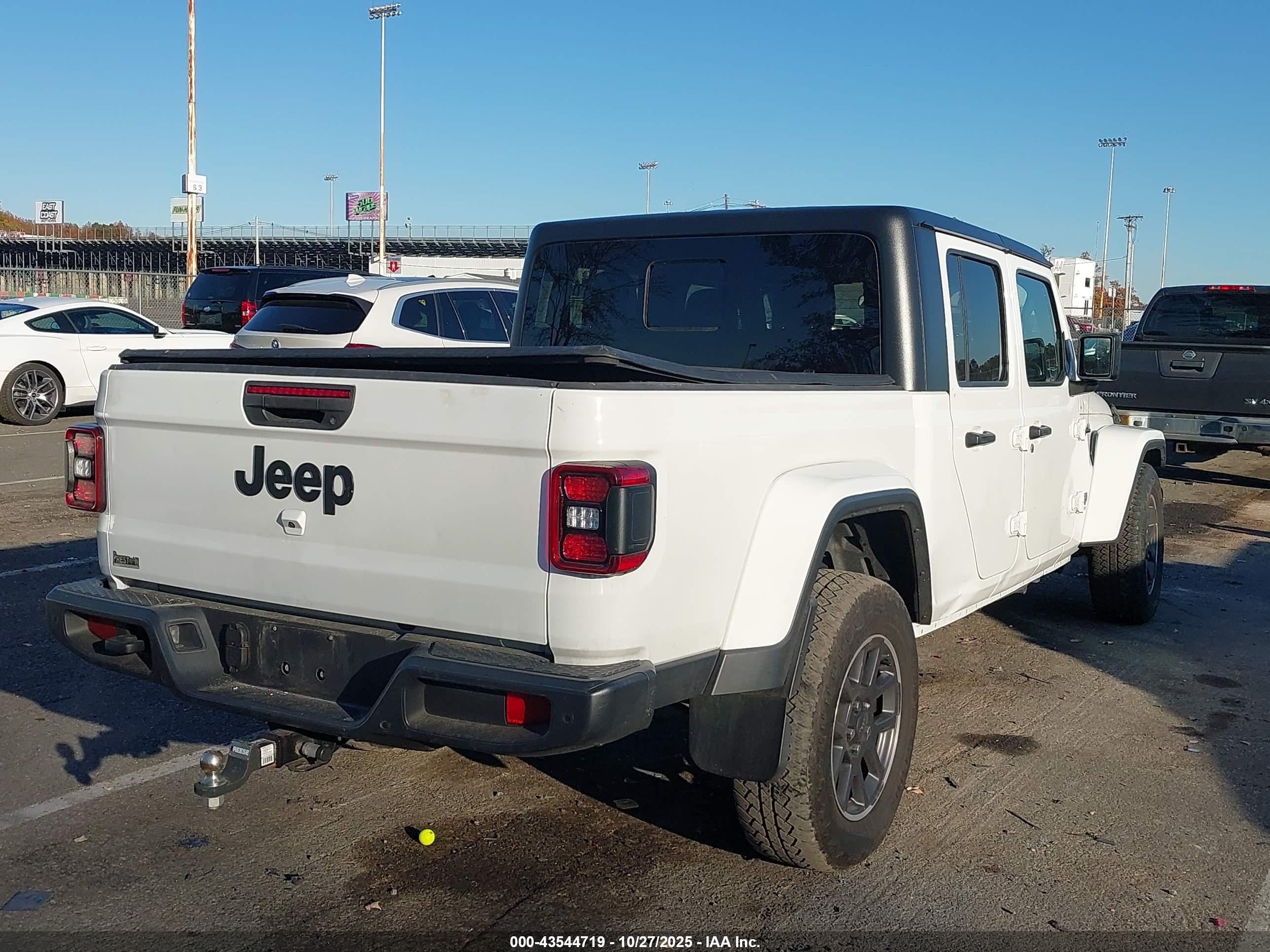 JEEP GLADIATOR image 4