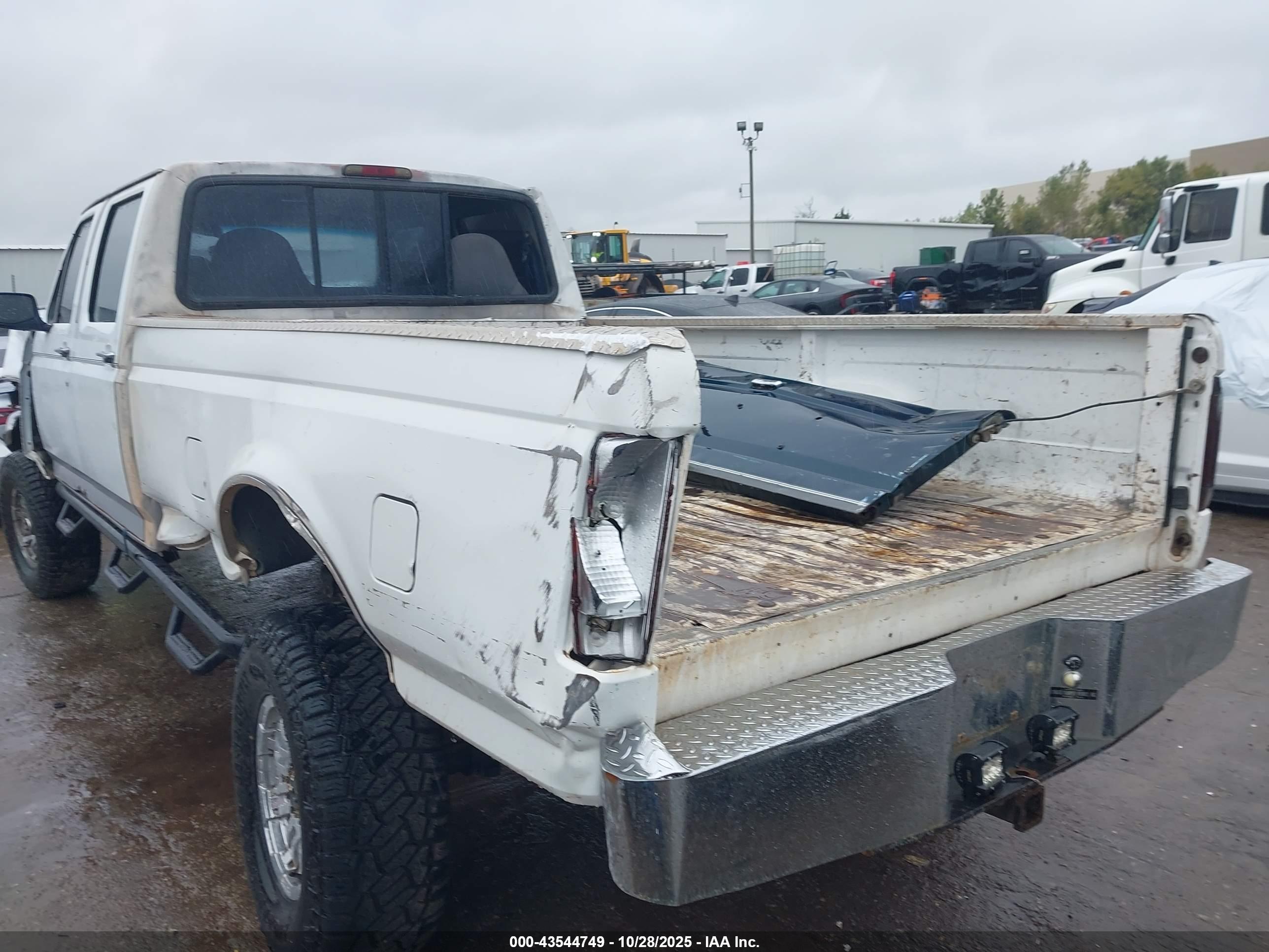 FORD F350 image 3