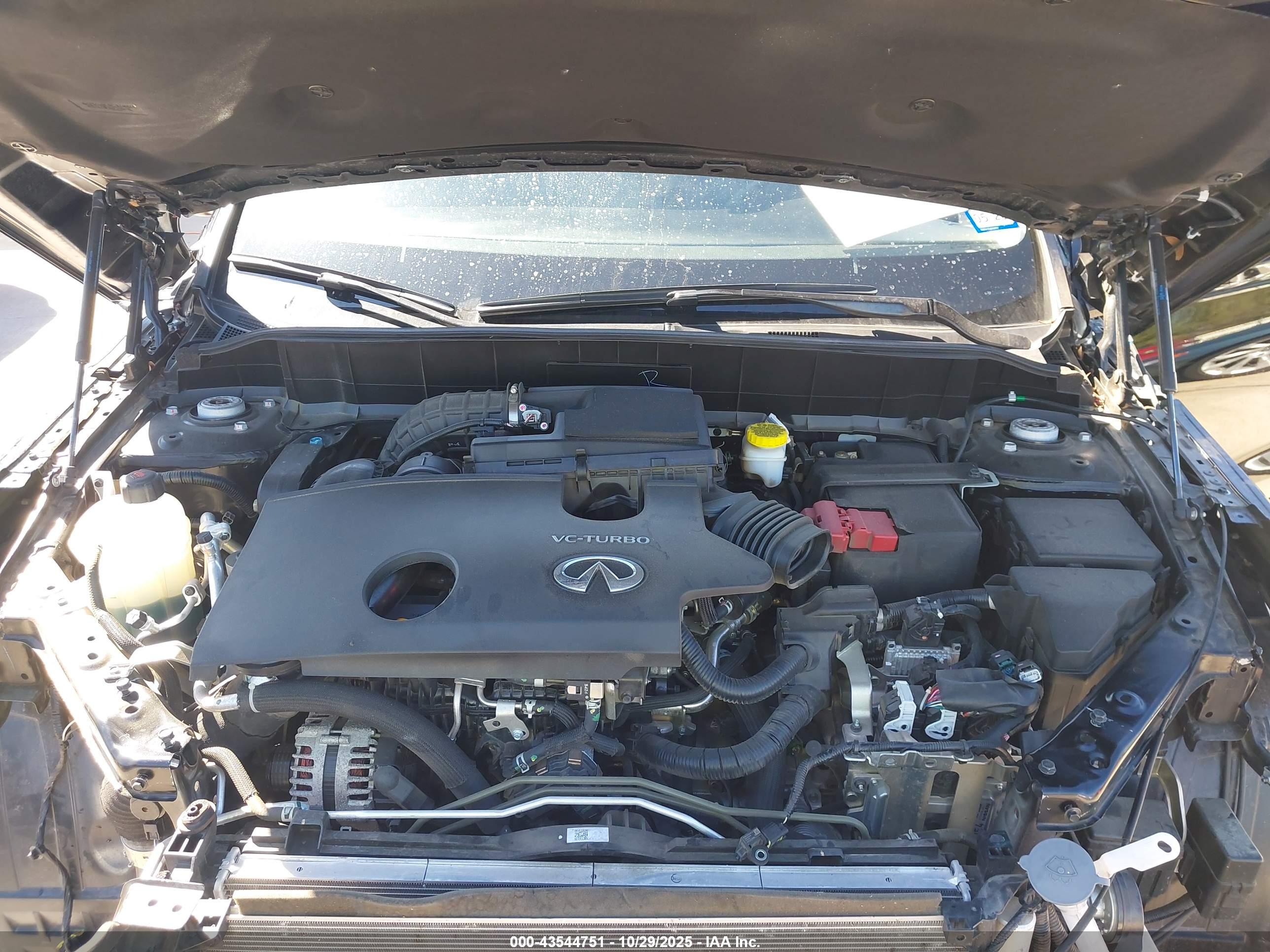 INFINITI QX50 image 10
