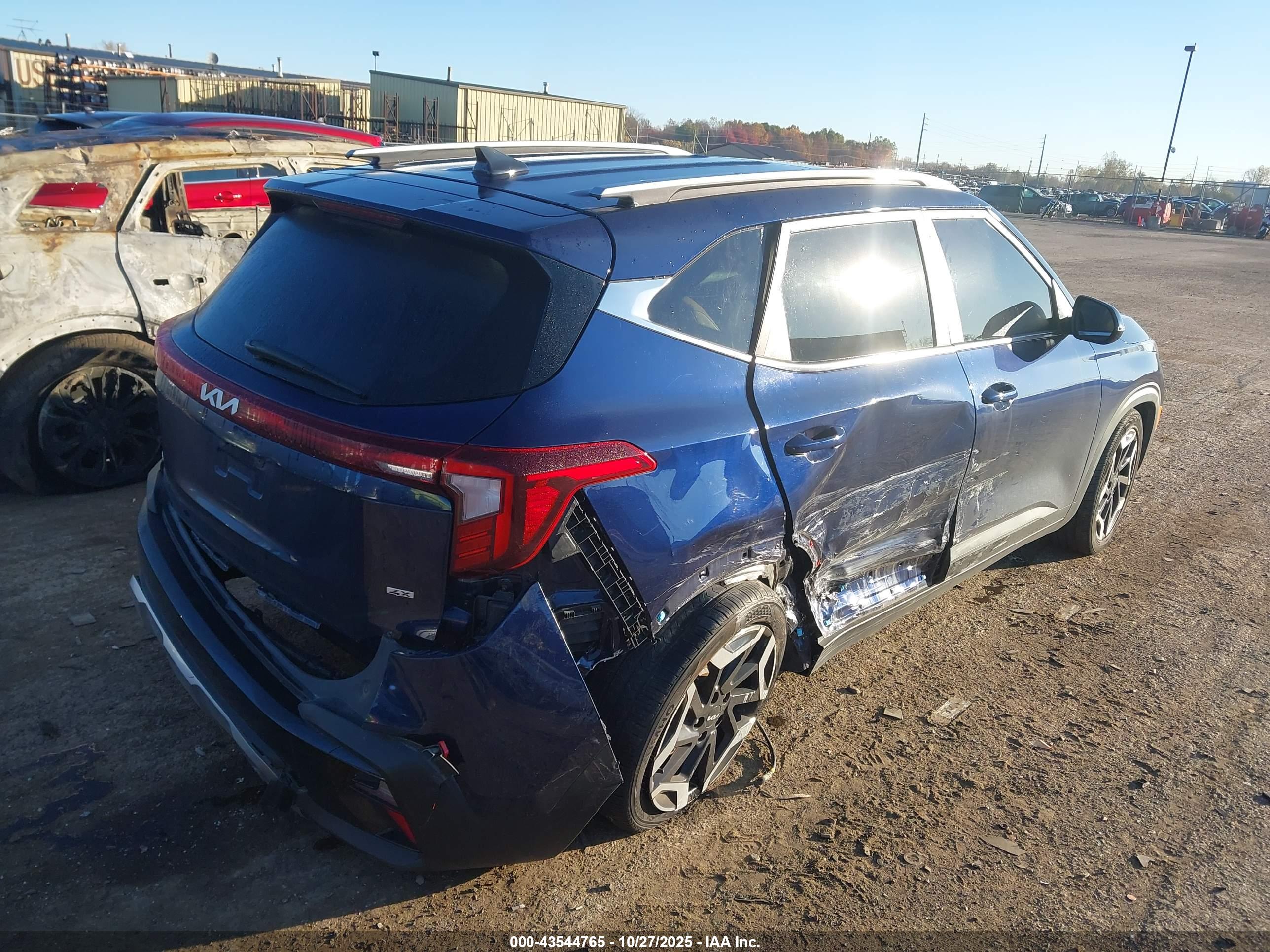 KIA SELTOS image 4