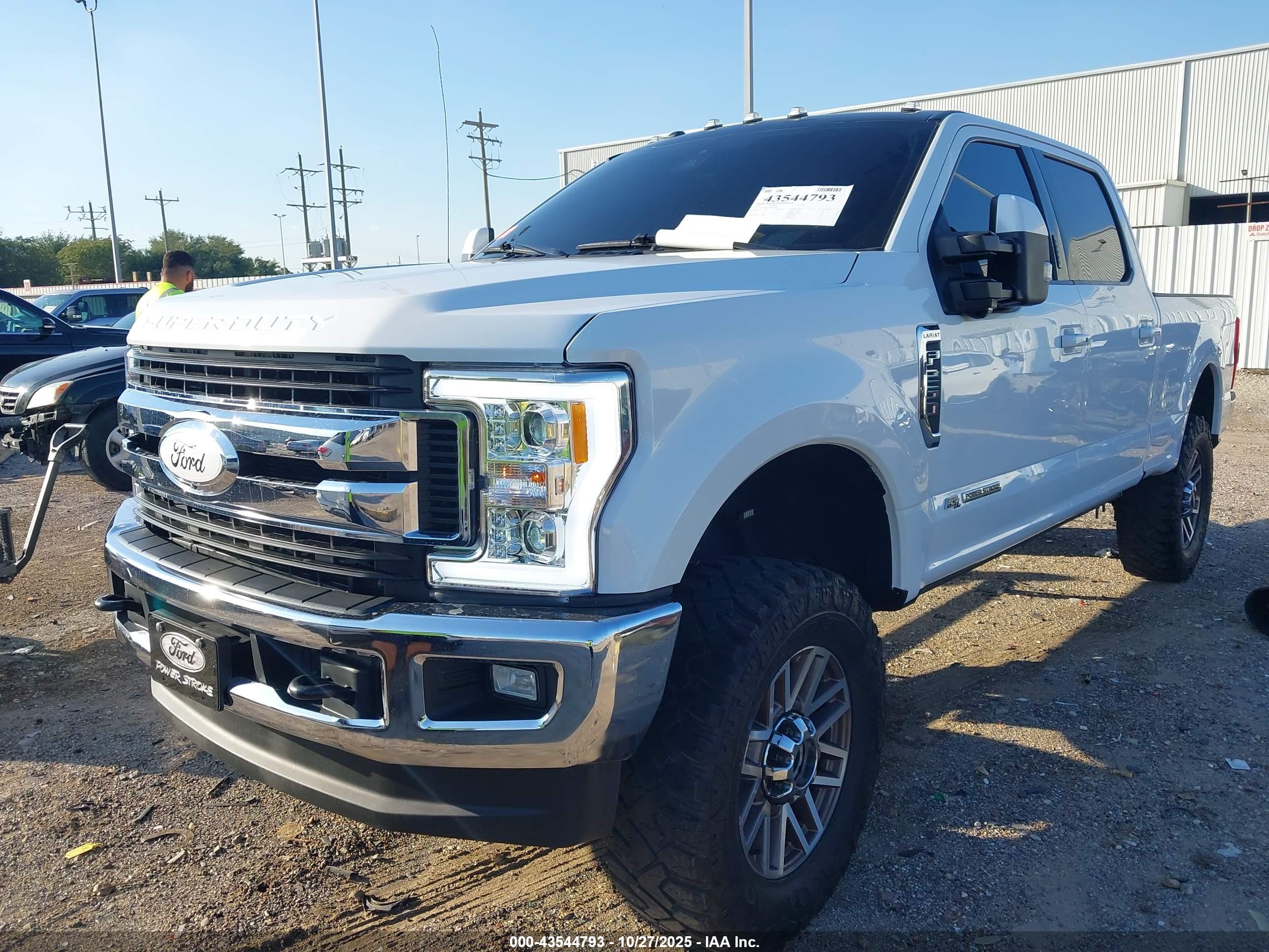 FORD F-250 image 6