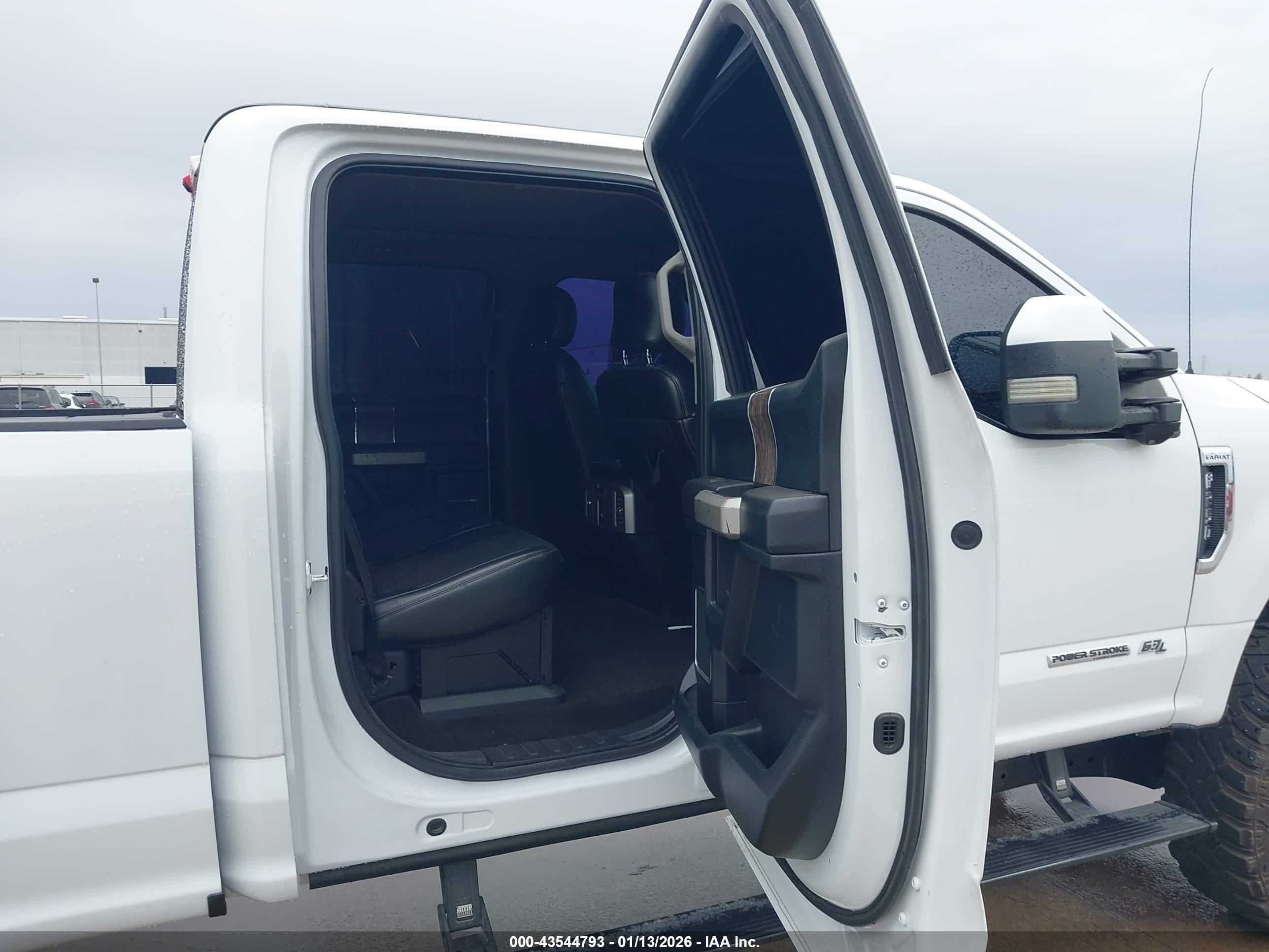 FORD F-250 image 8