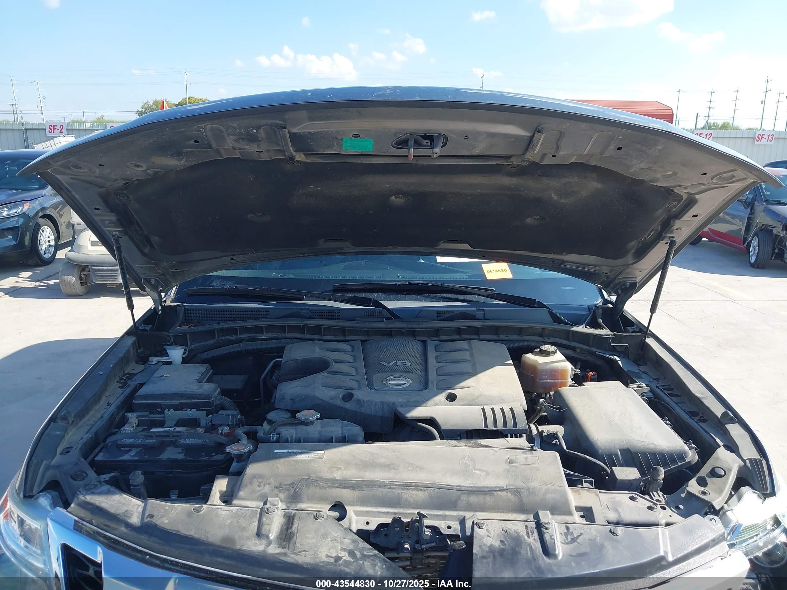 NISSAN ARMADA image 10