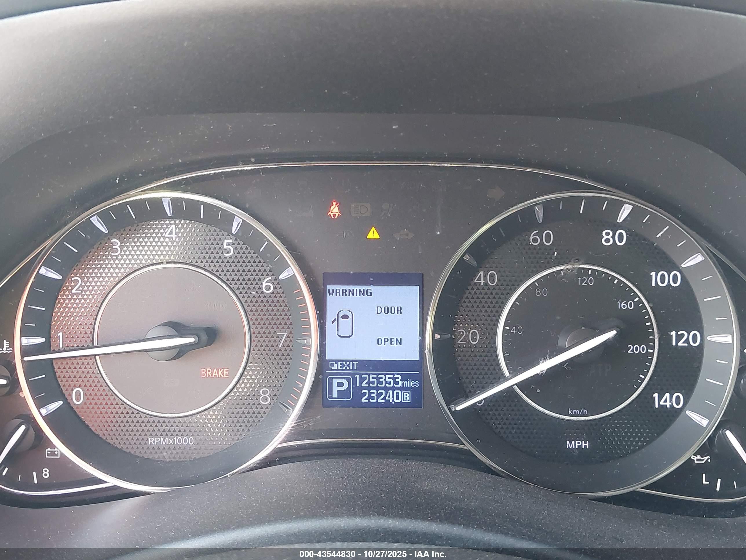 NISSAN ARMADA image 7