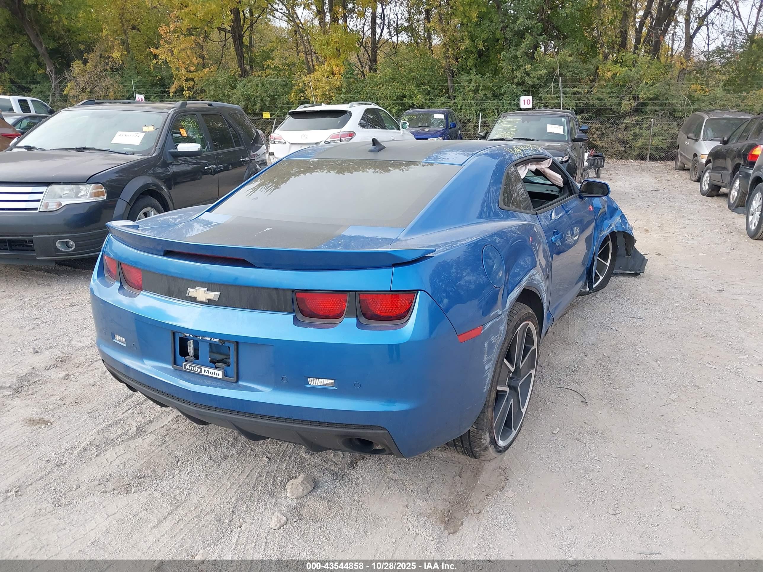 CHEVROLET CAMARO image 4