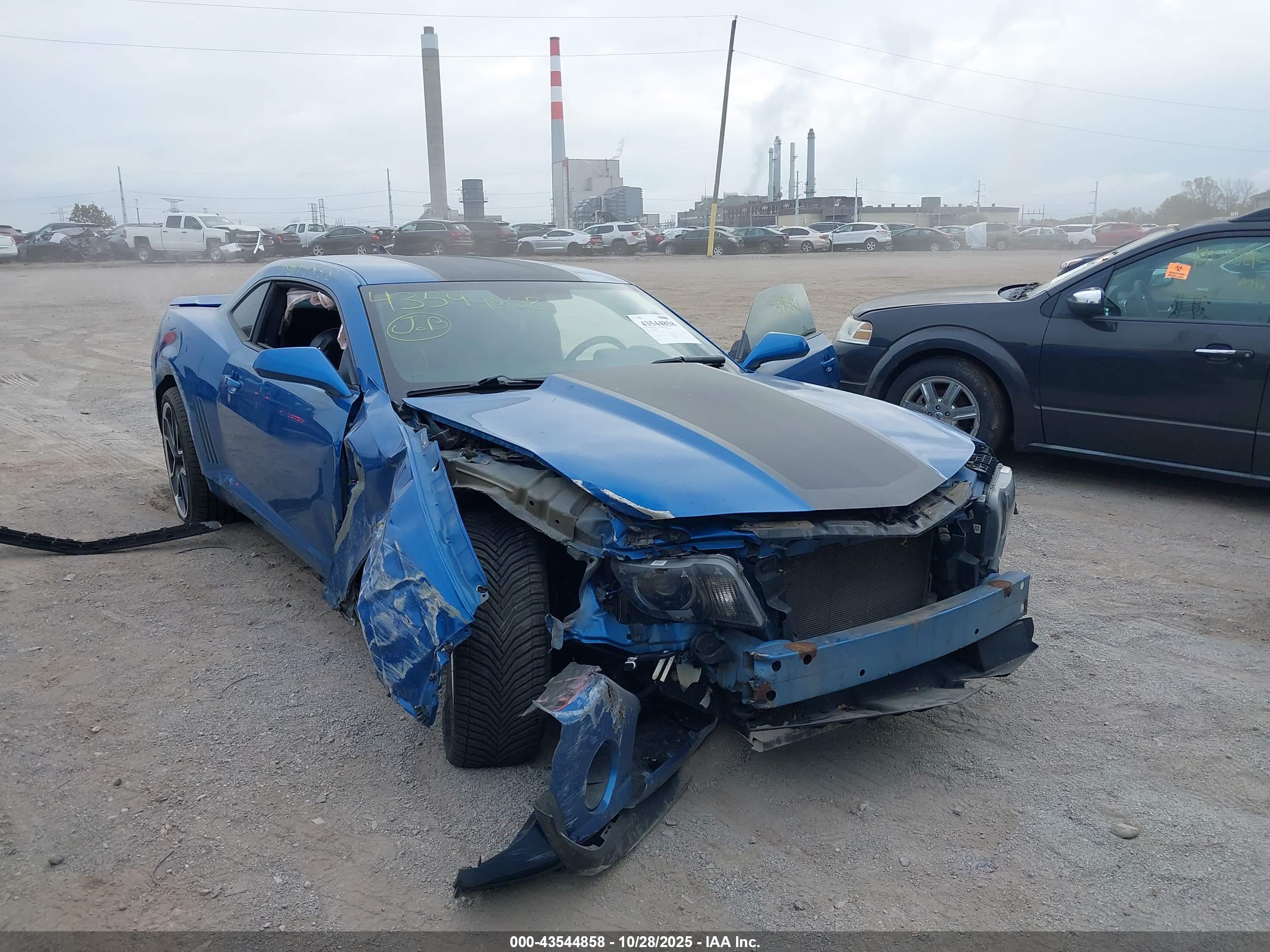 CHEVROLET CAMARO image 6
