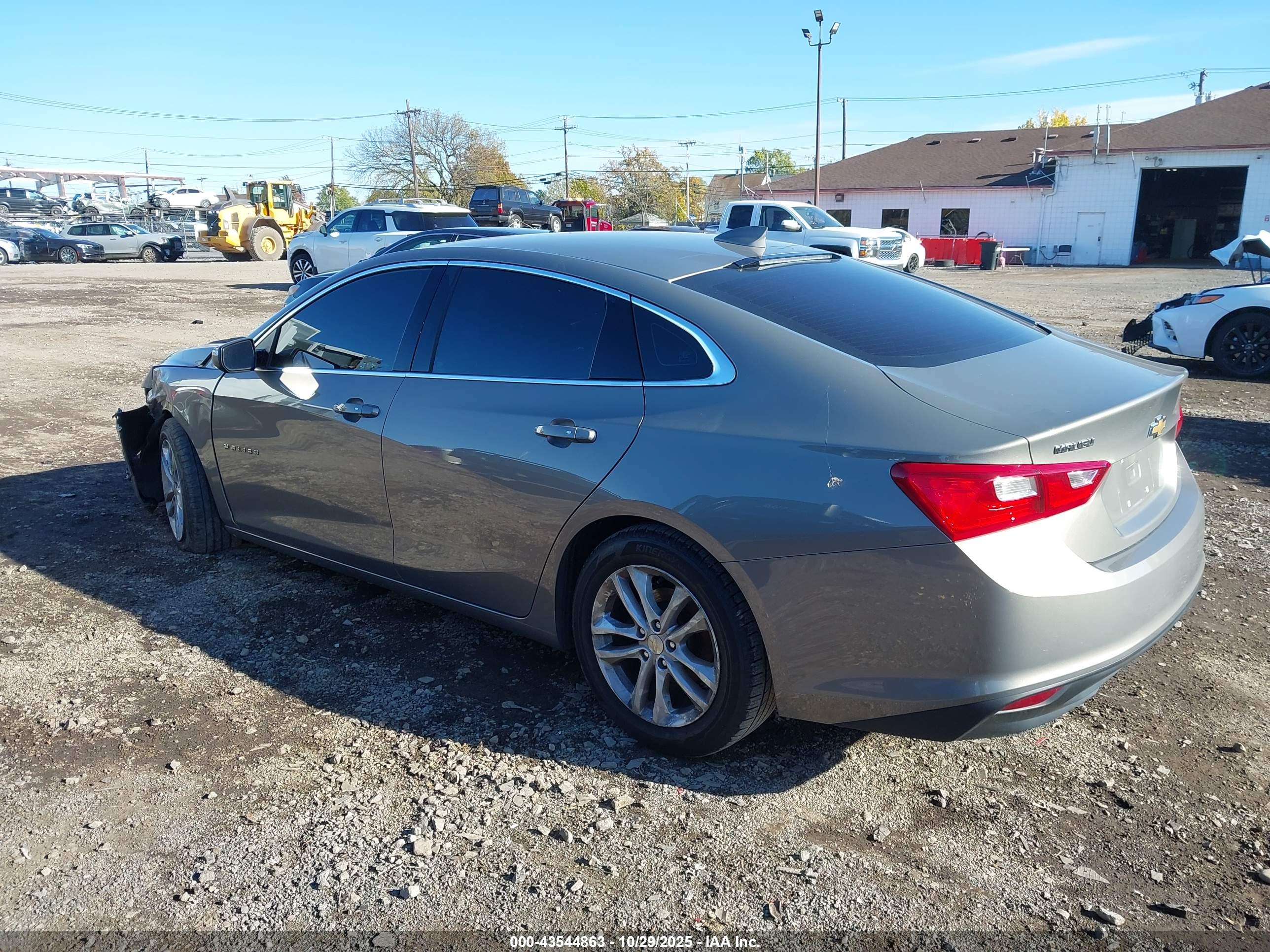 CHEVROLET MALIBU image 3