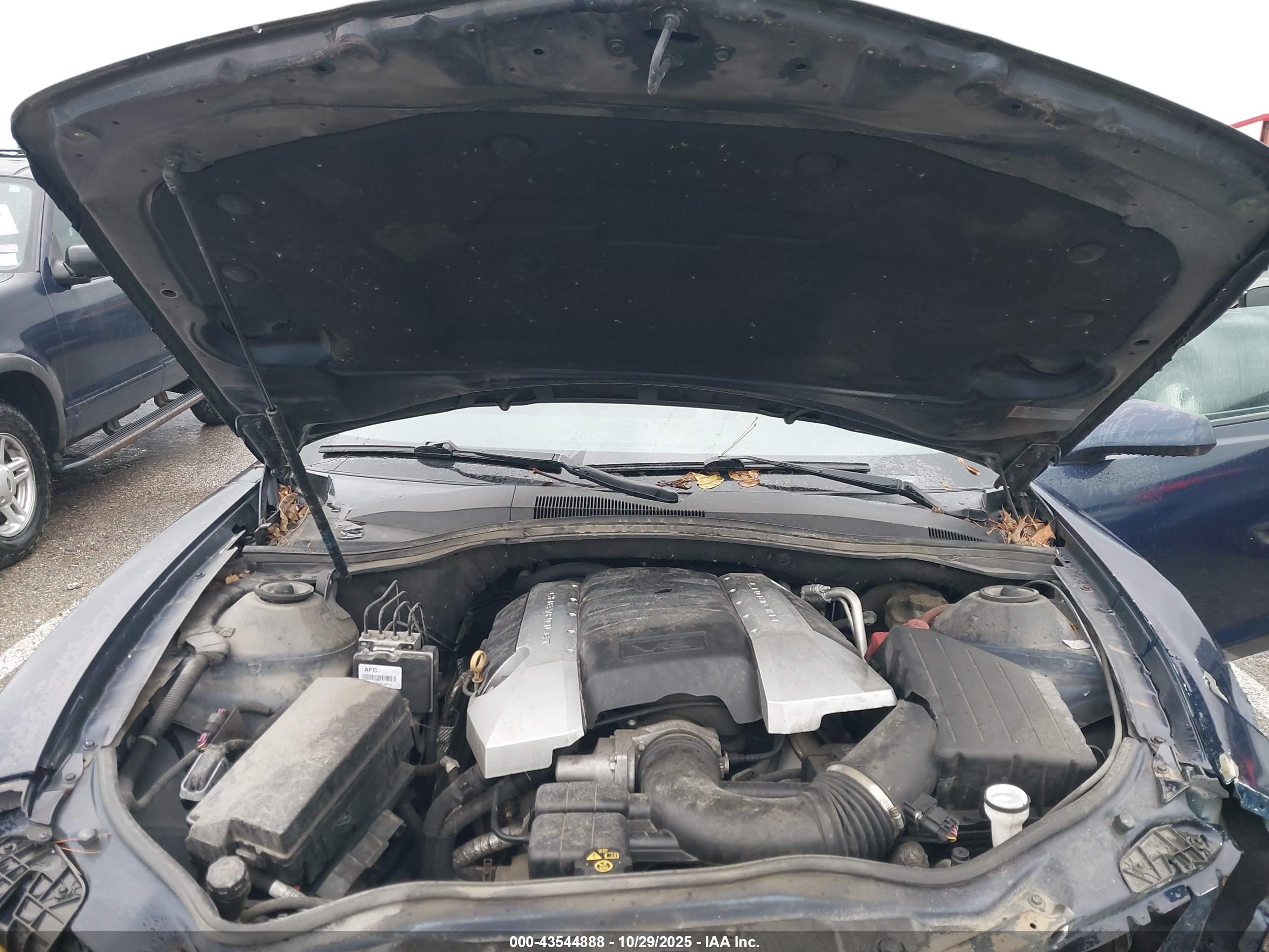 CHEVROLET CAMARO image 10