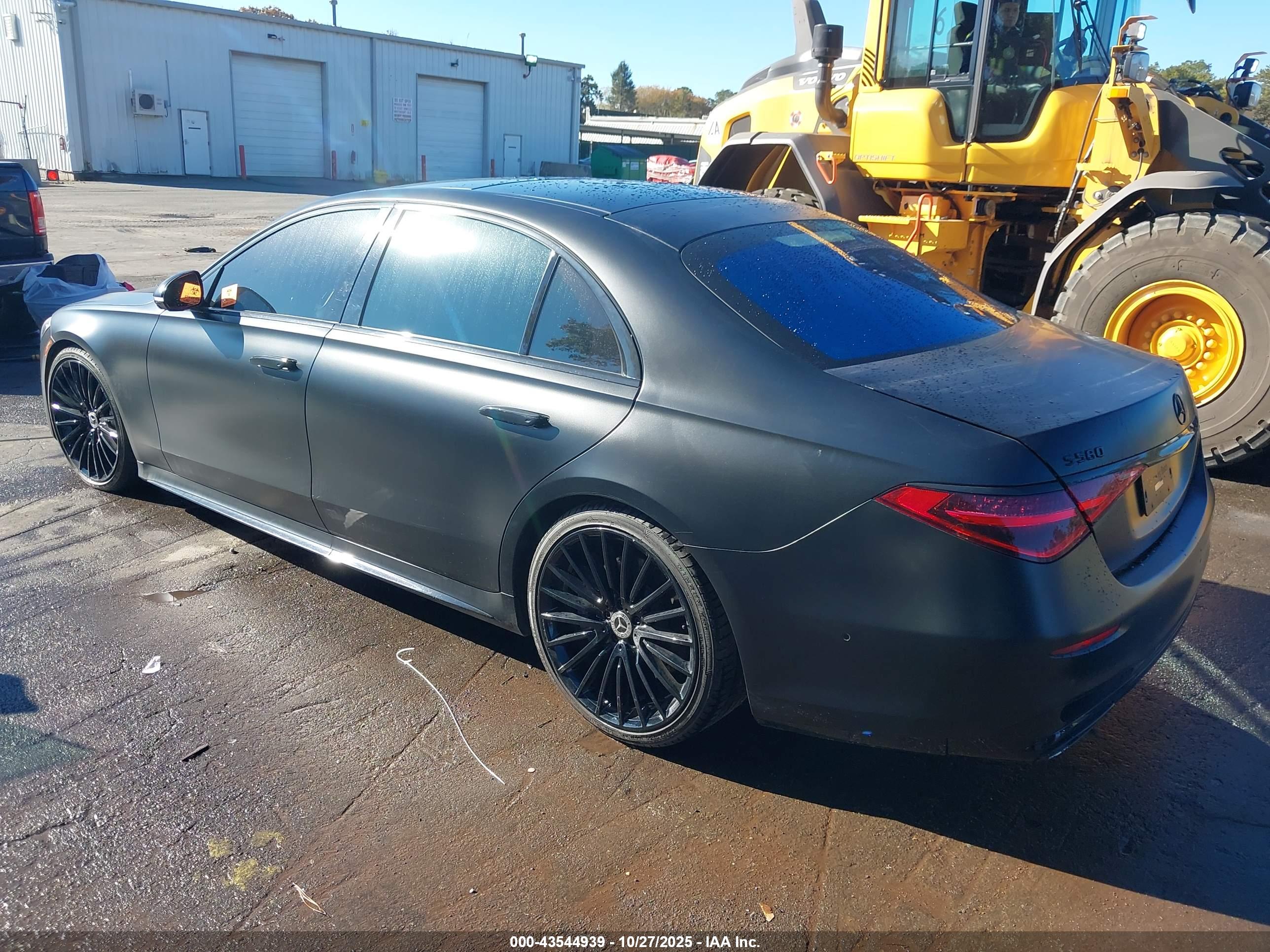 MERCEDES-BENZ S image 3