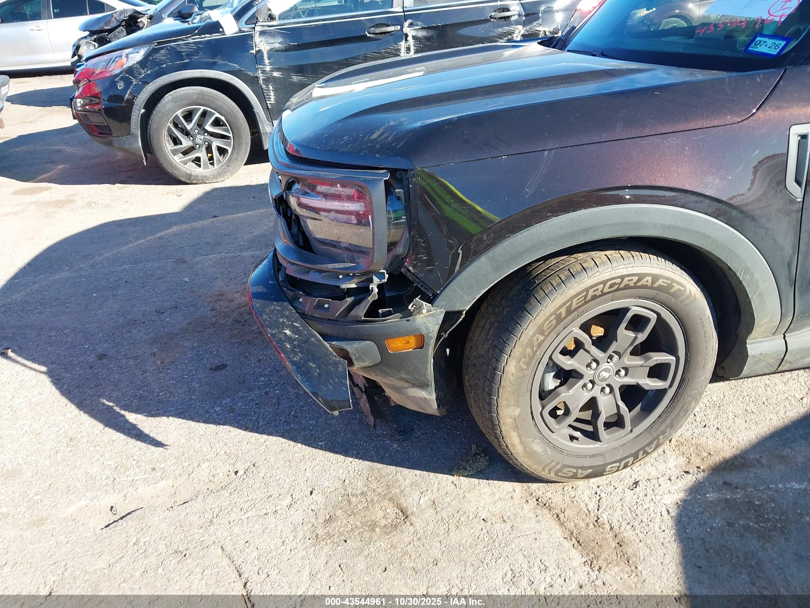 FORD BRONCO image 6