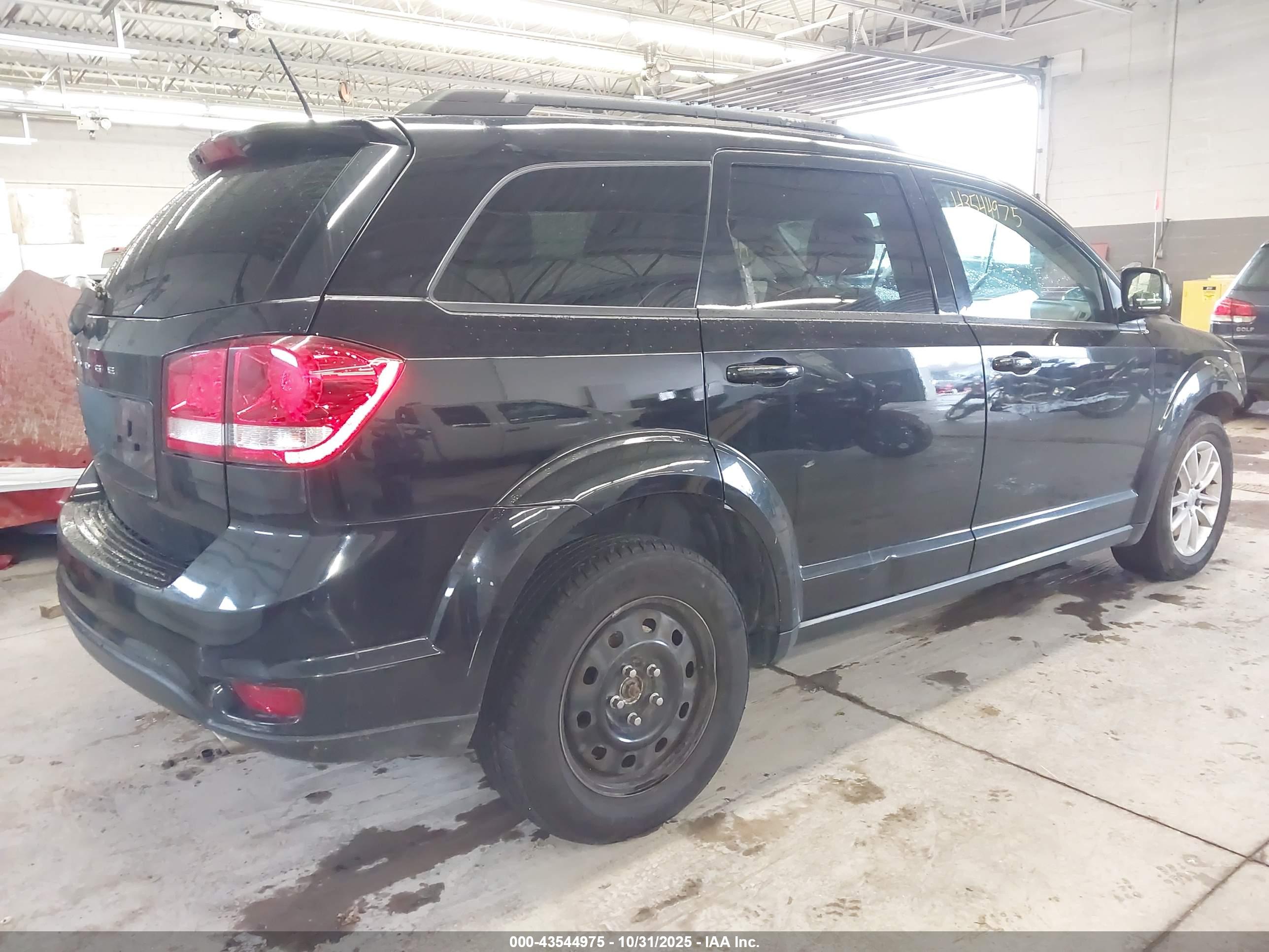 DODGE JOURNEY image 4