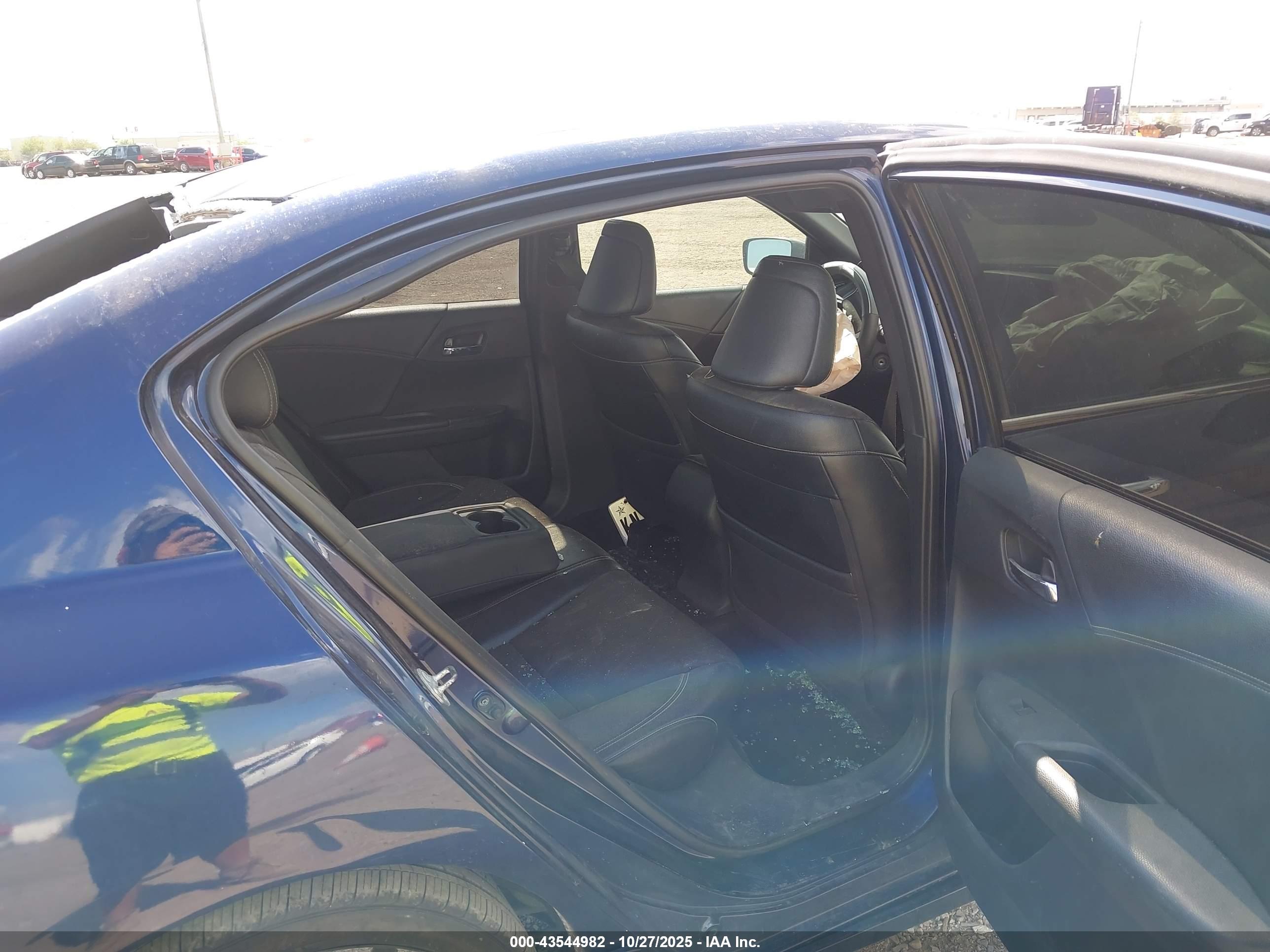 HONDA ACCORD image 8