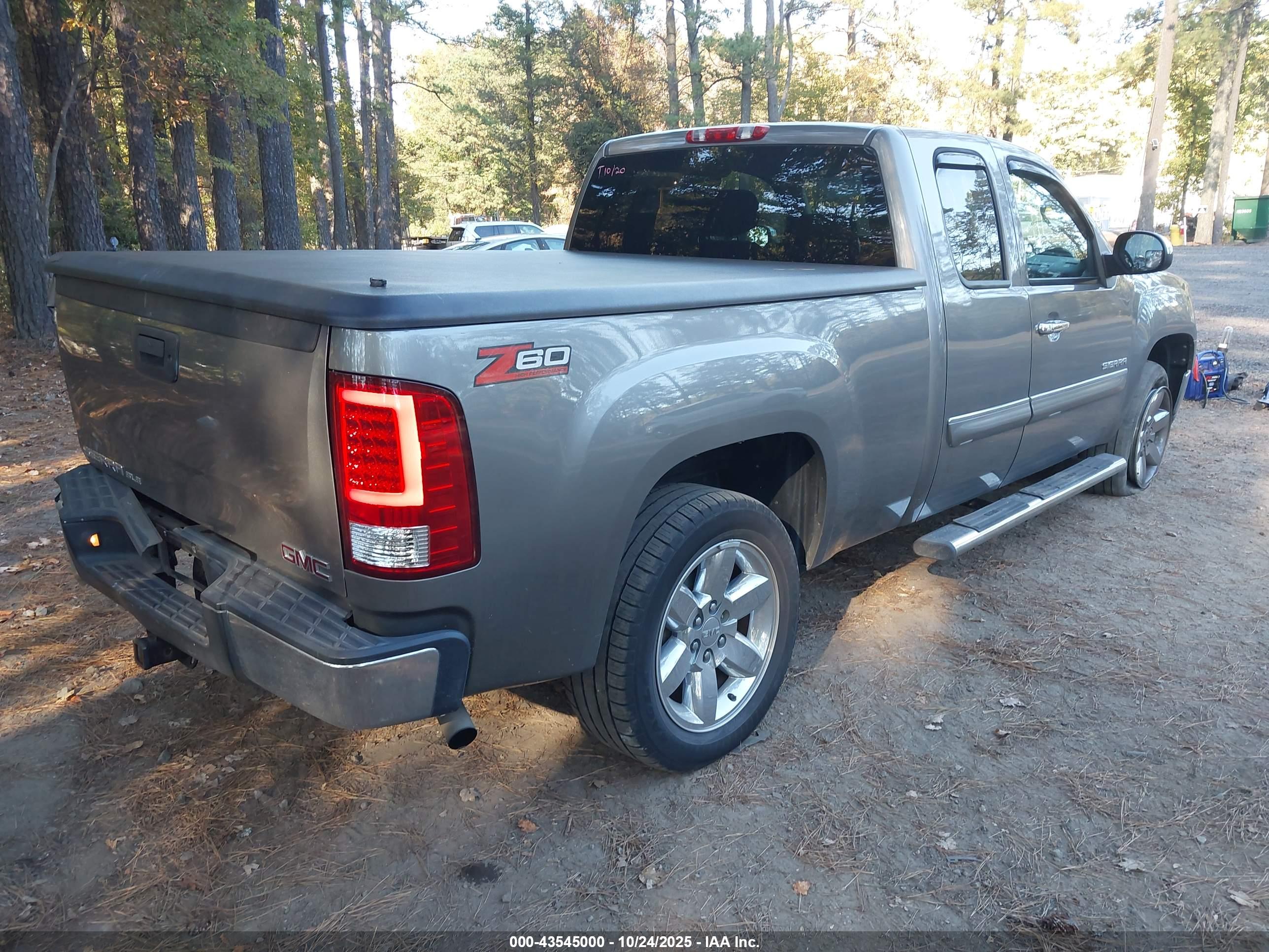 GMC SIERRA image 4