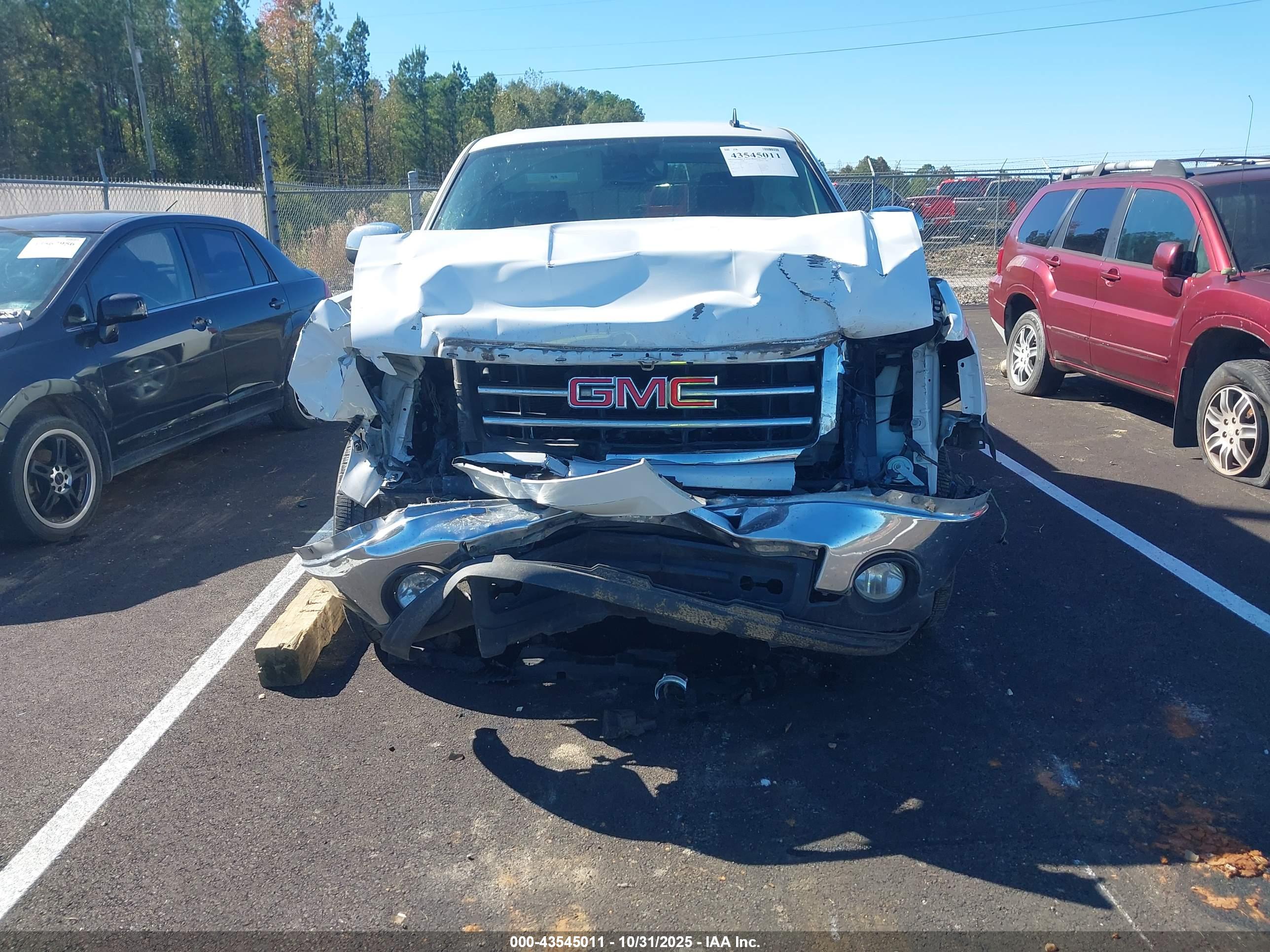 GMC SIERRA image 6