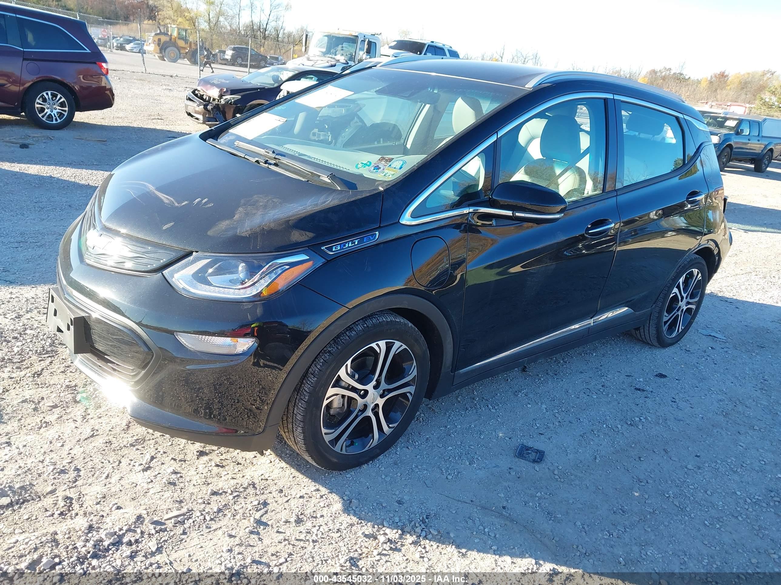 CHEVROLET BOLT image 2