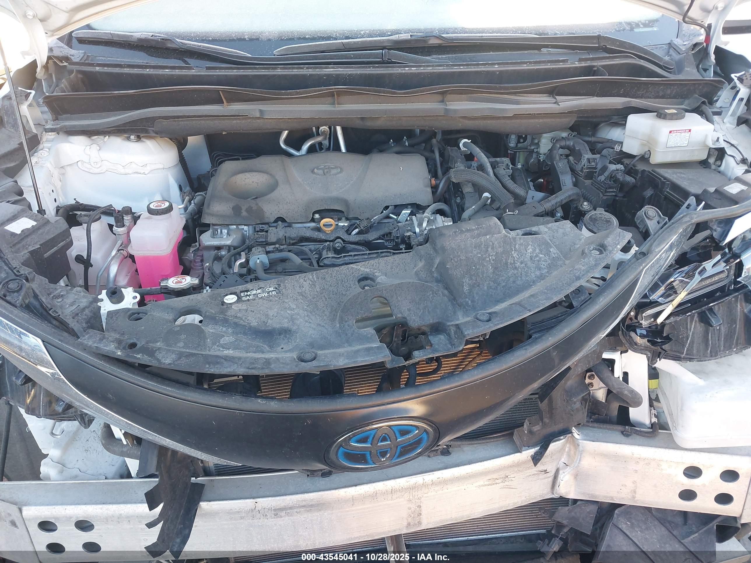 TOYOTA SIENNA image 10