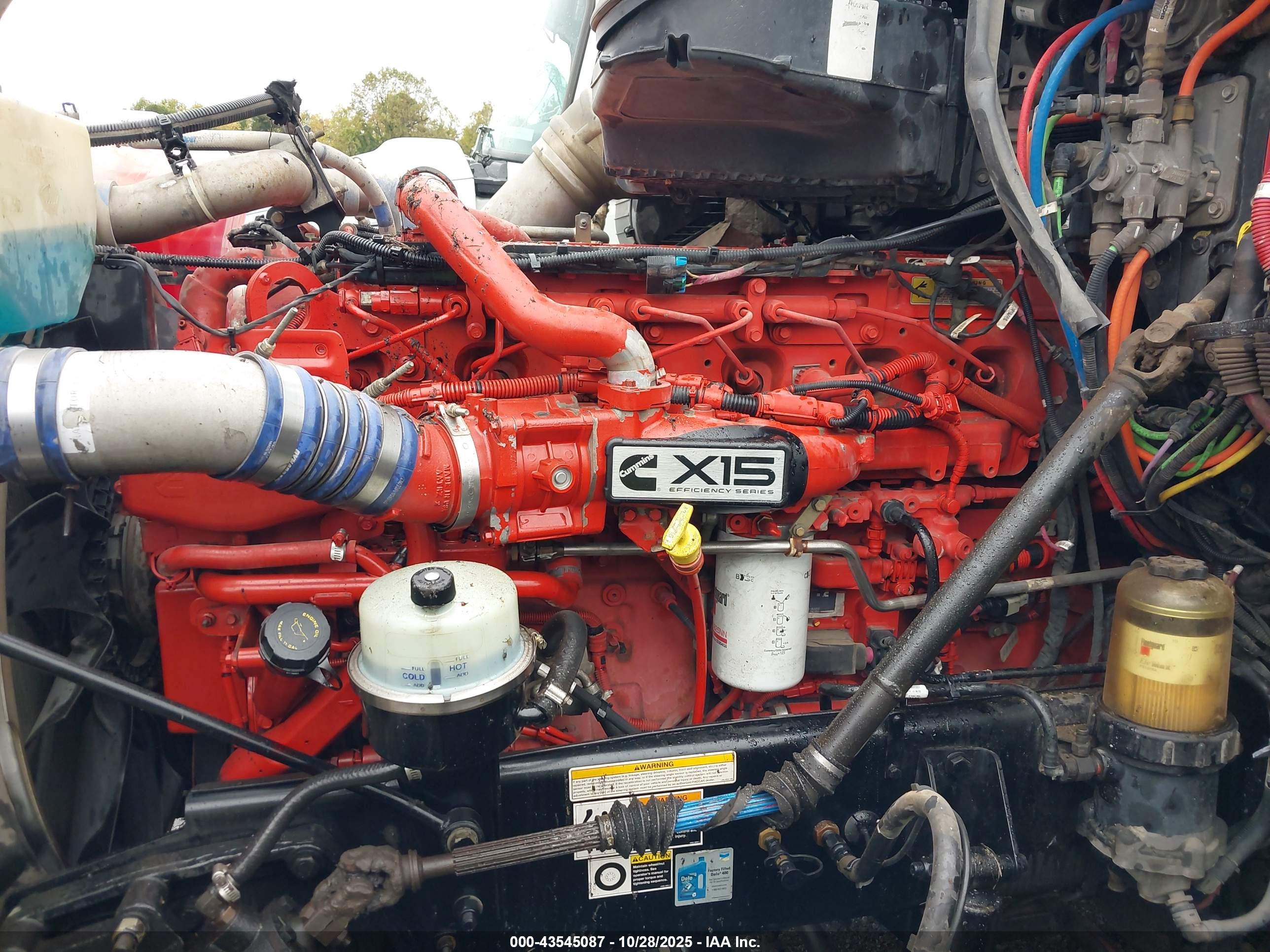 PETERBILT 579 image 10