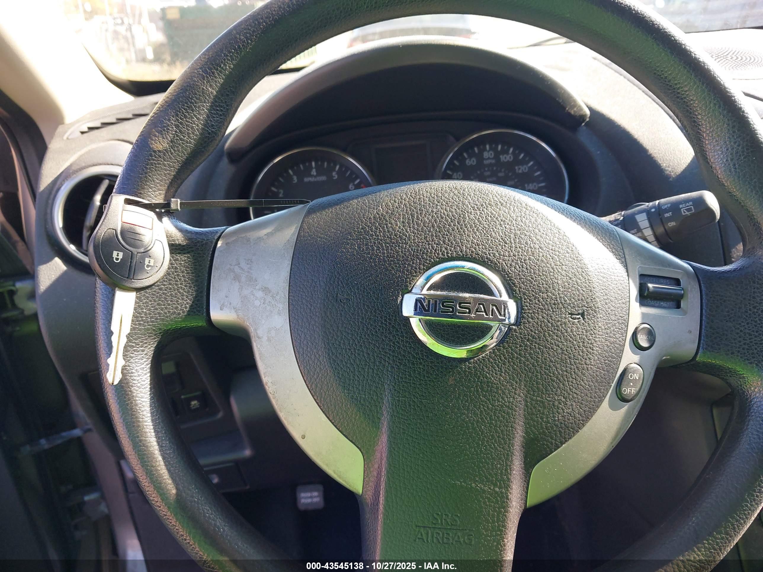 NISSAN ROGUE image 11