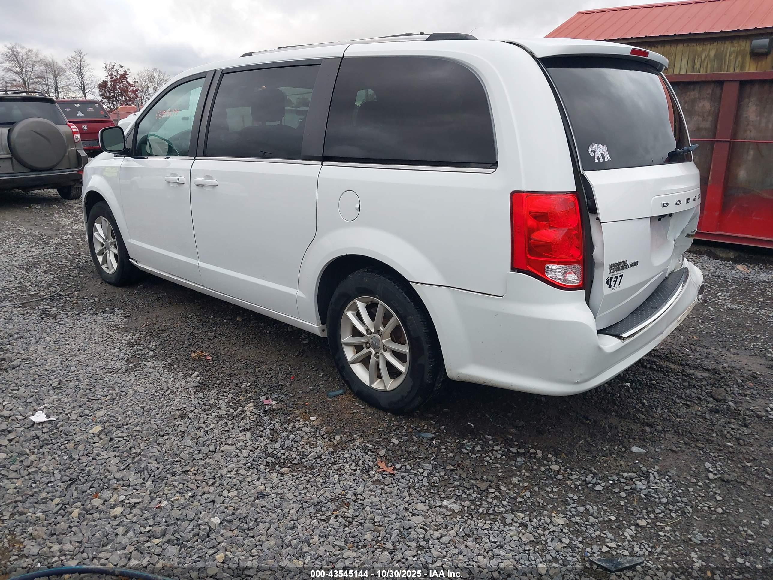 DODGE GRAND image 3