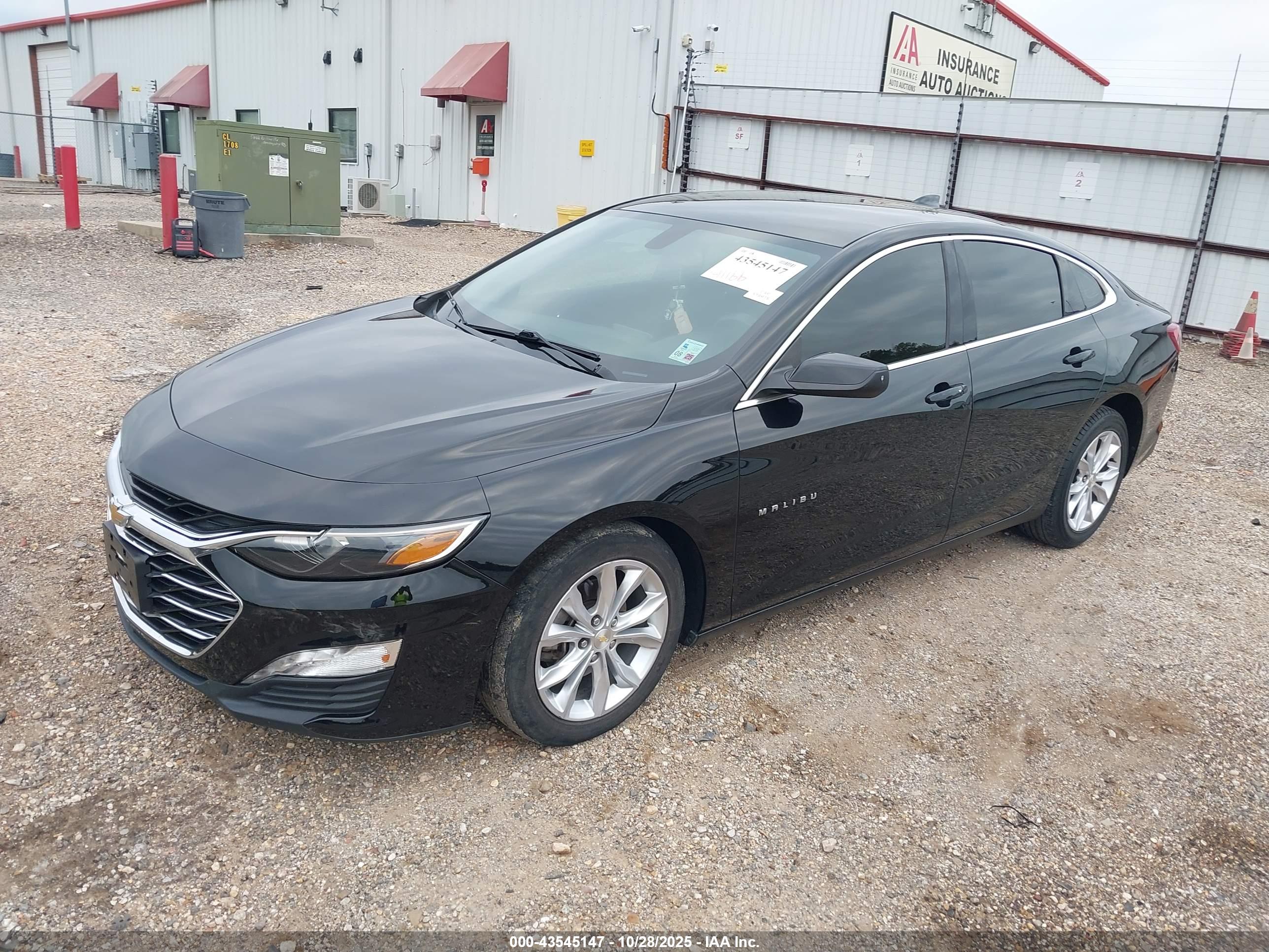 CHEVROLET MALIBU image 2