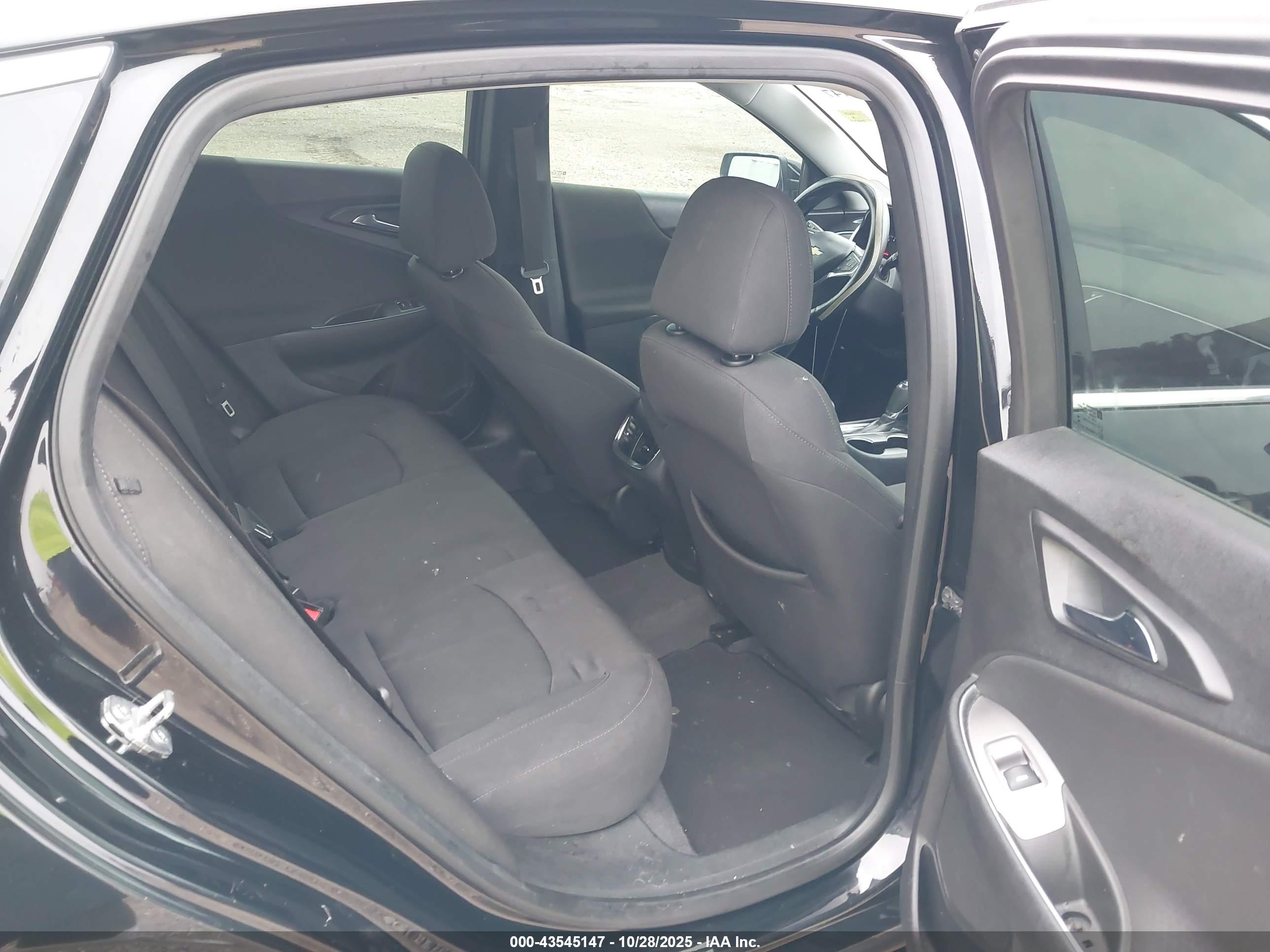 CHEVROLET MALIBU image 8