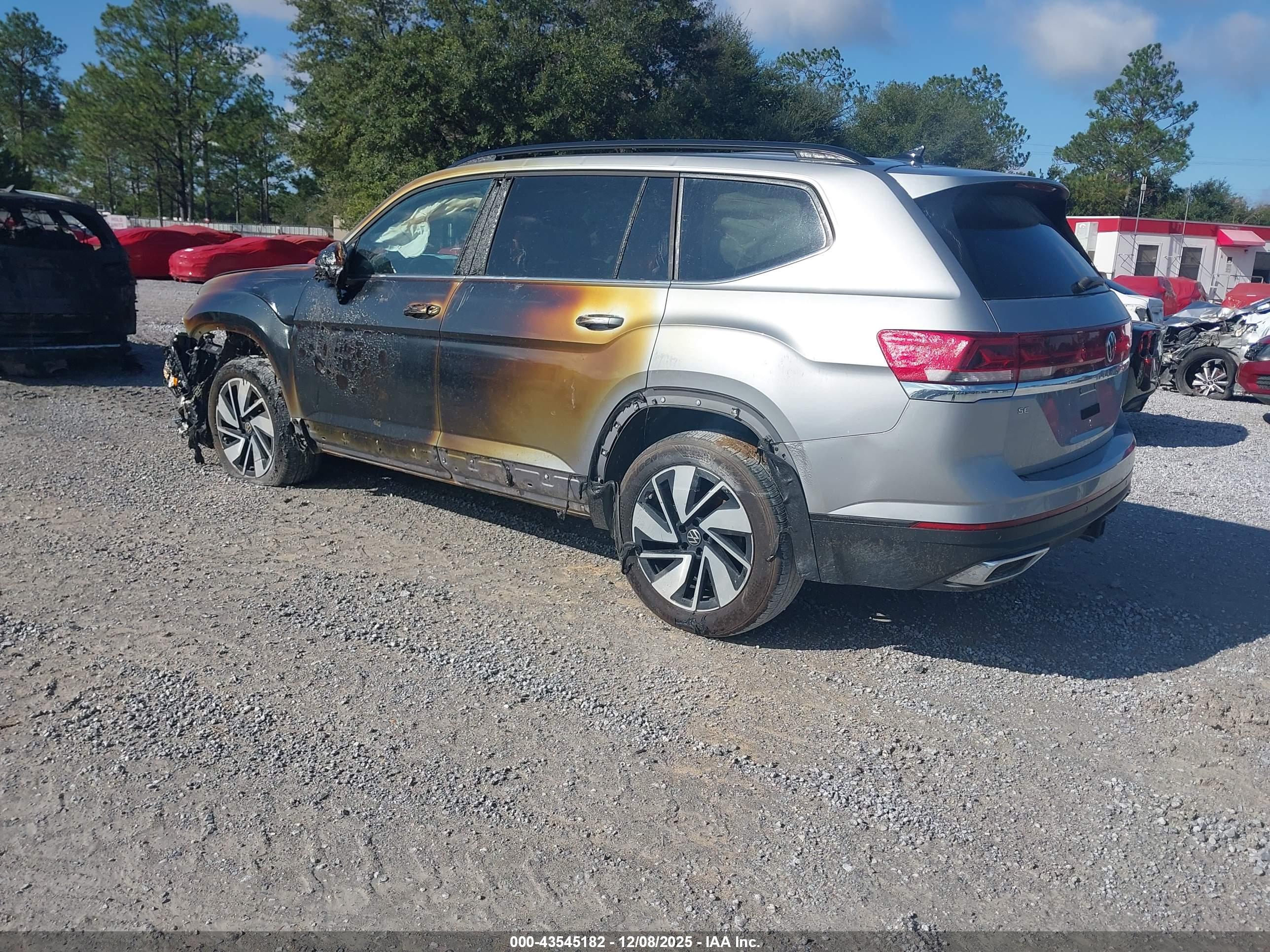 VOLKSWAGEN ATLAS image 3