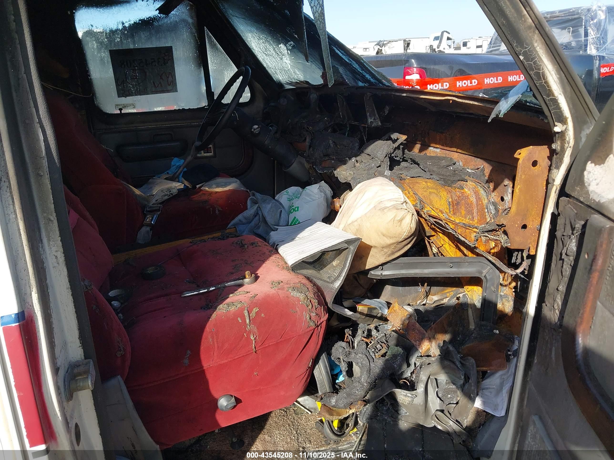 FORD ECONOLINE image 5