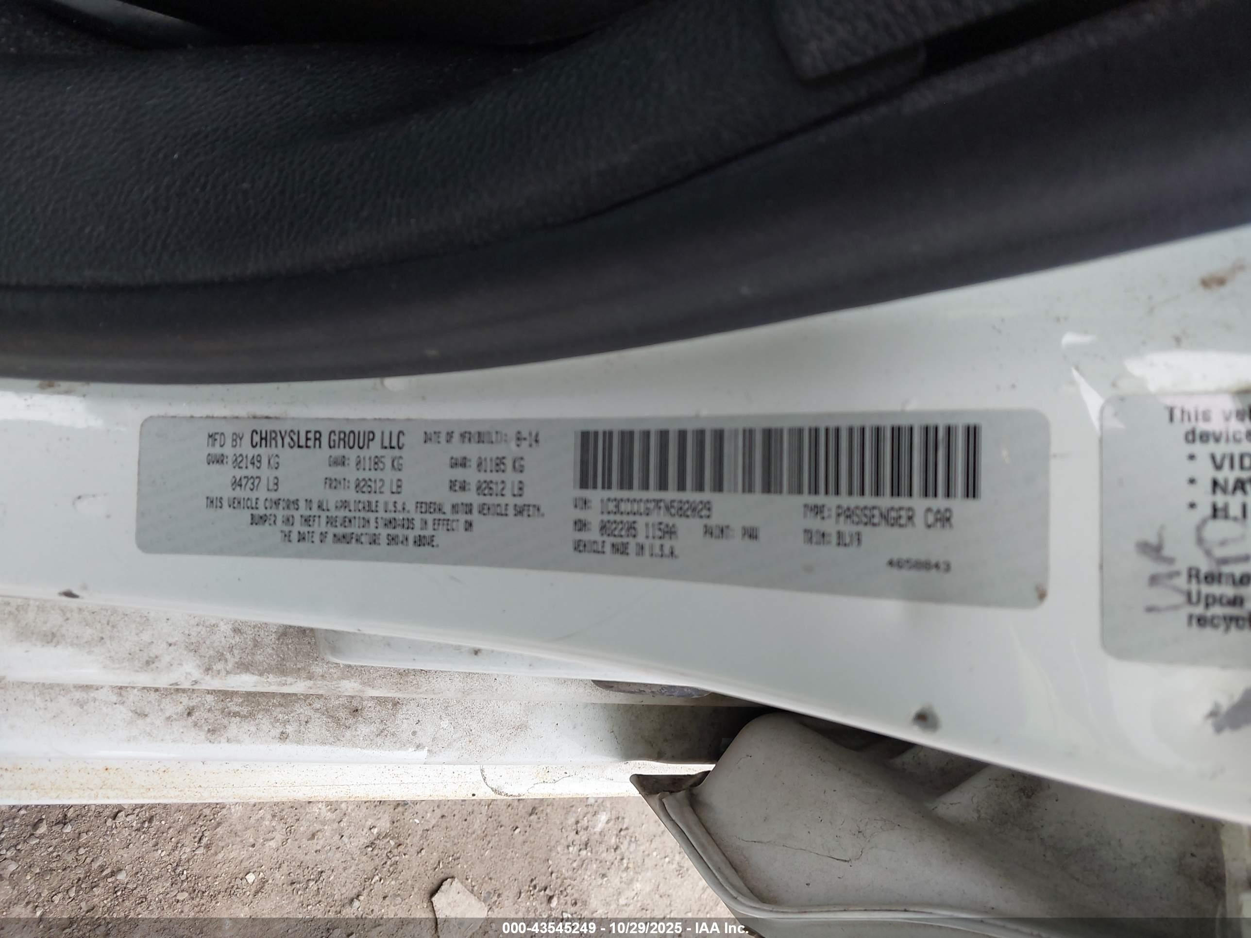 CHRYSLER 200 image 9